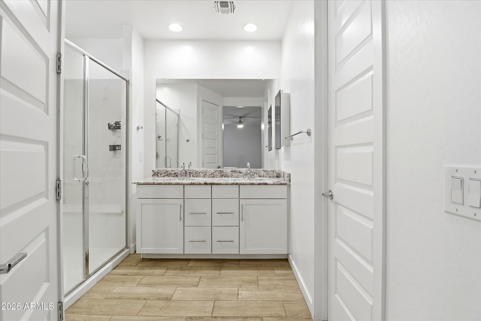 2544 W HIDALGO Avenue, Phoenix, AZ 85041 — photo 11 of 27