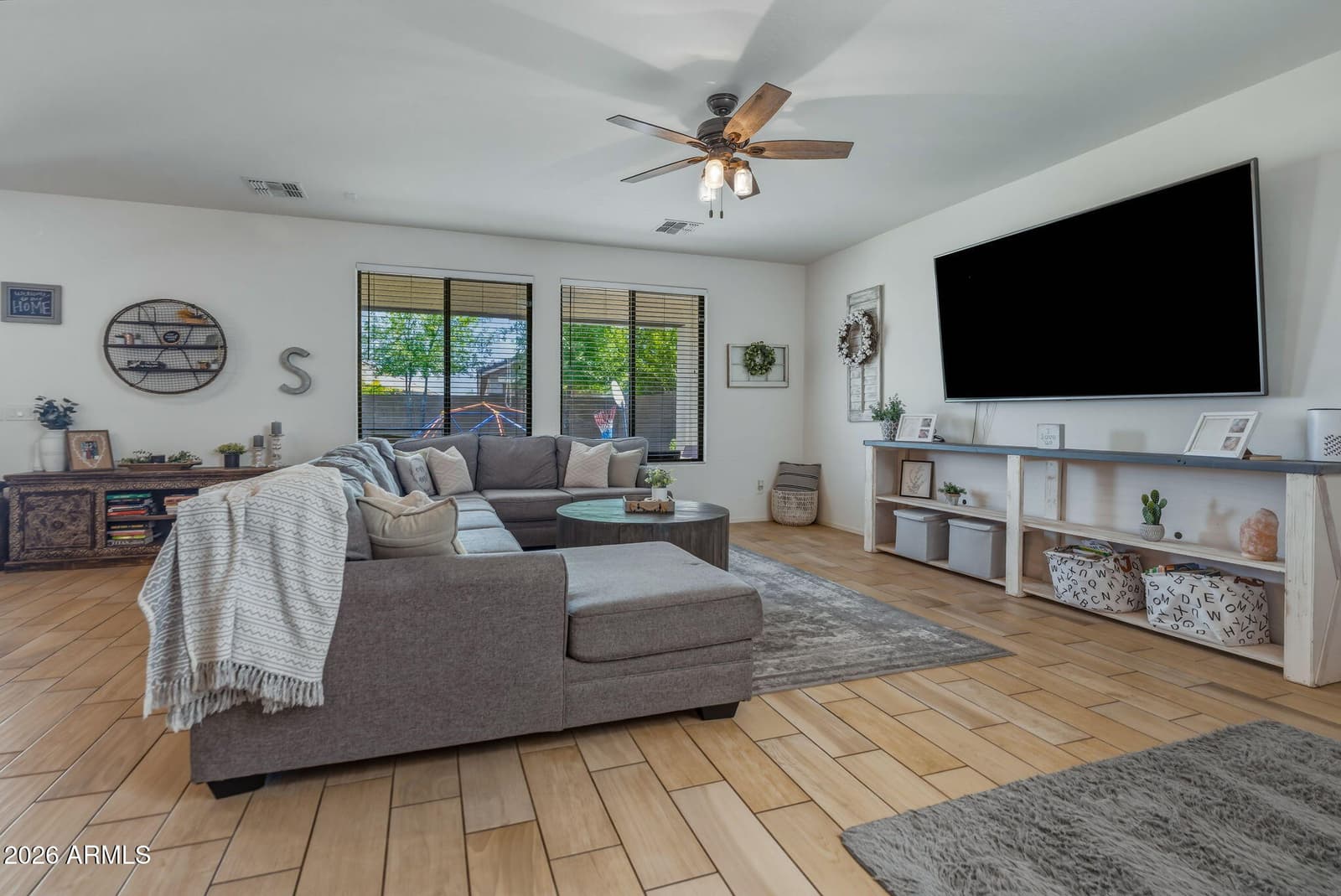 12033 W BRILES Road, Peoria, AZ 85383 — photo 11 of 47