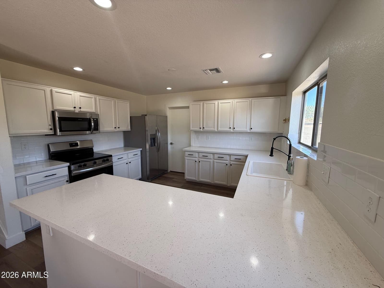 11524 E QUADE Avenue, Mesa, AZ 85212 — photo 10 of 39