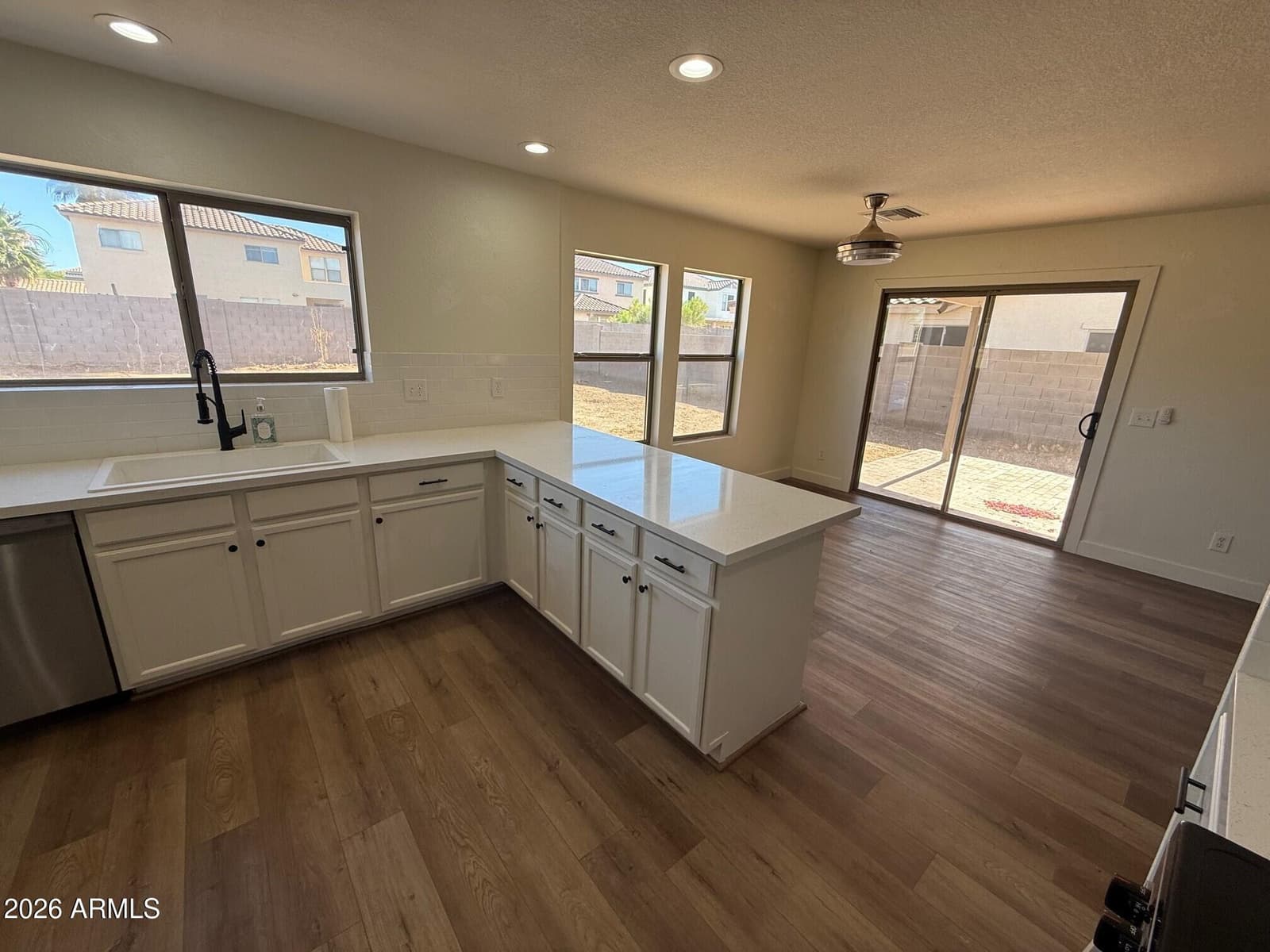 11524 E QUADE Avenue, Mesa, AZ 85212 — photo 9 of 39