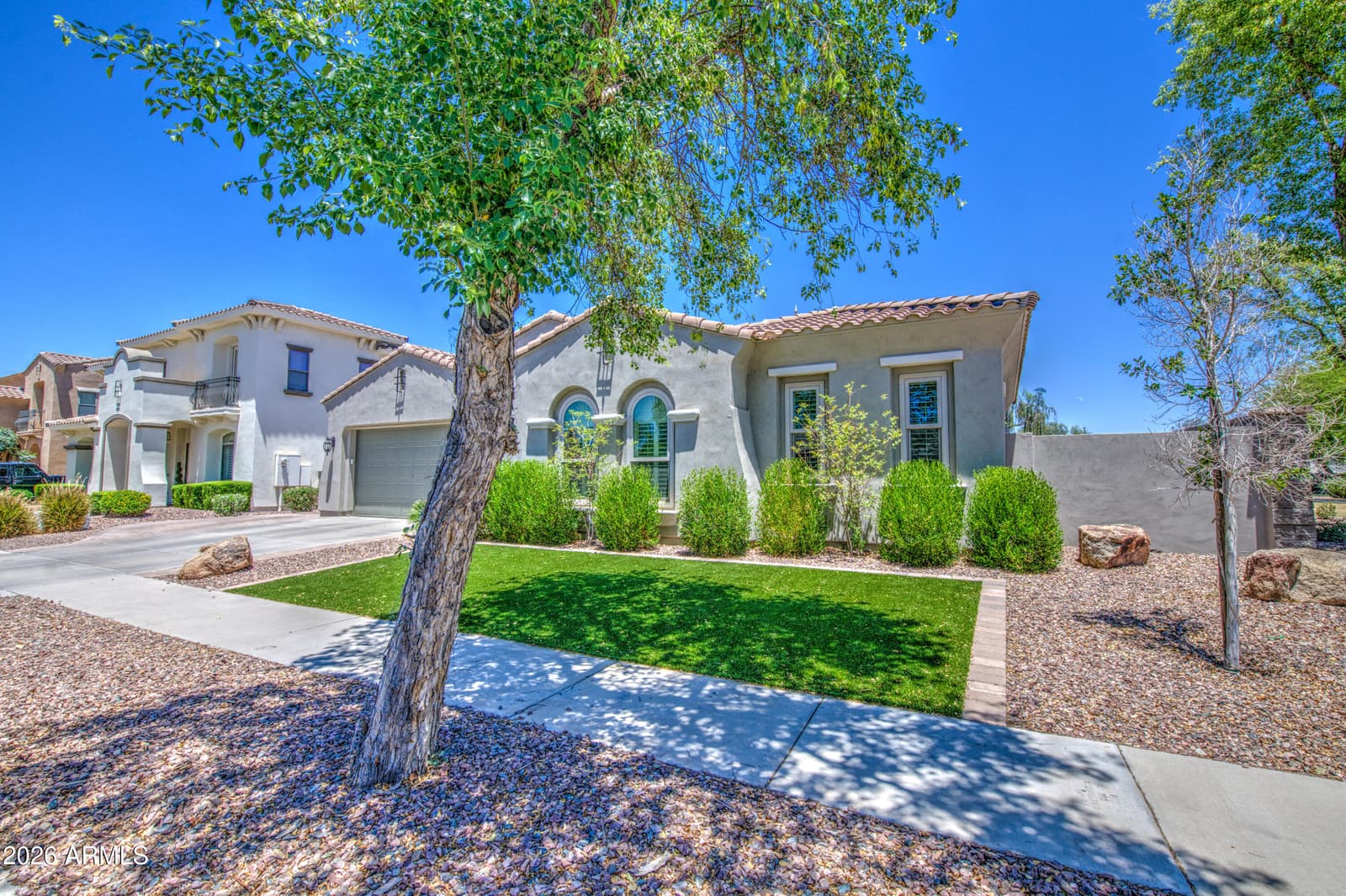 4136 E WOODSIDE Way, Gilbert, AZ 85297 — photo 5 of 62