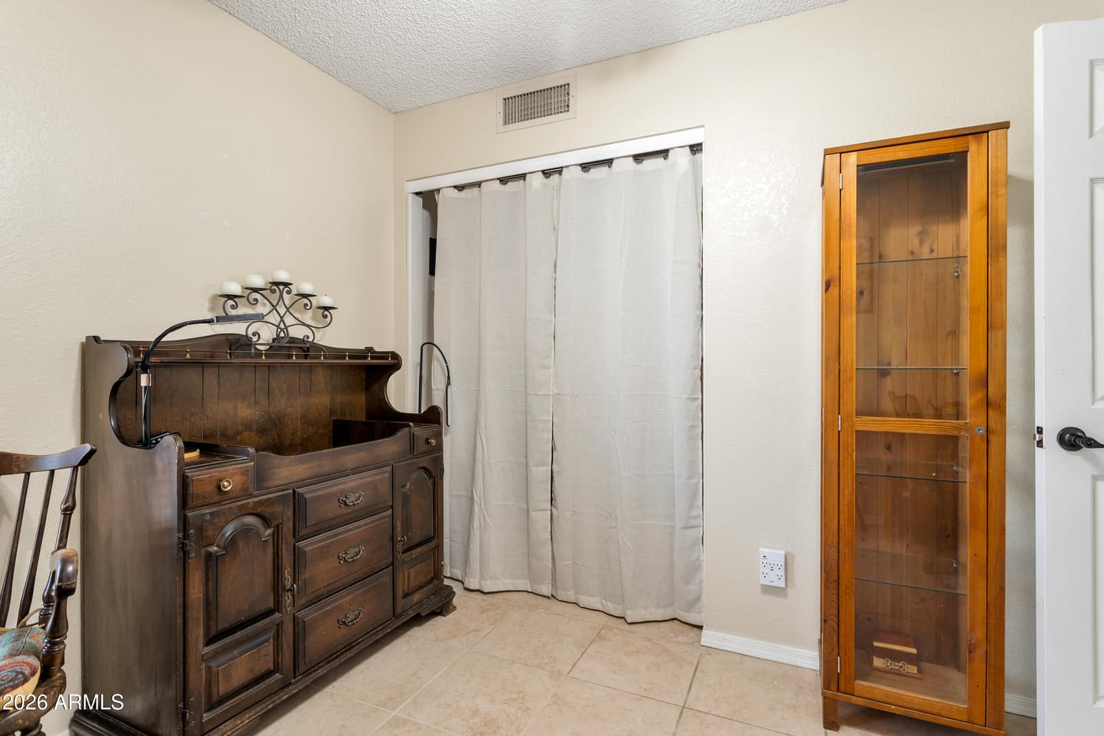 911 E ANNETTE Drive, Phoenix, AZ 85022 — photo 27 of 40
