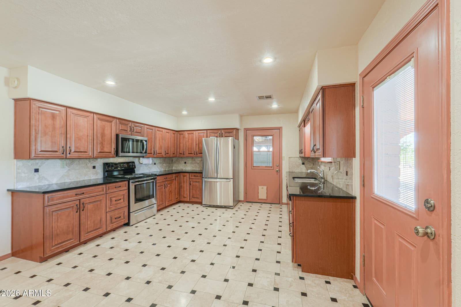 34200 S REYNOLDS Road, Black Canyon City, AZ 85324 — photo 17 of 82