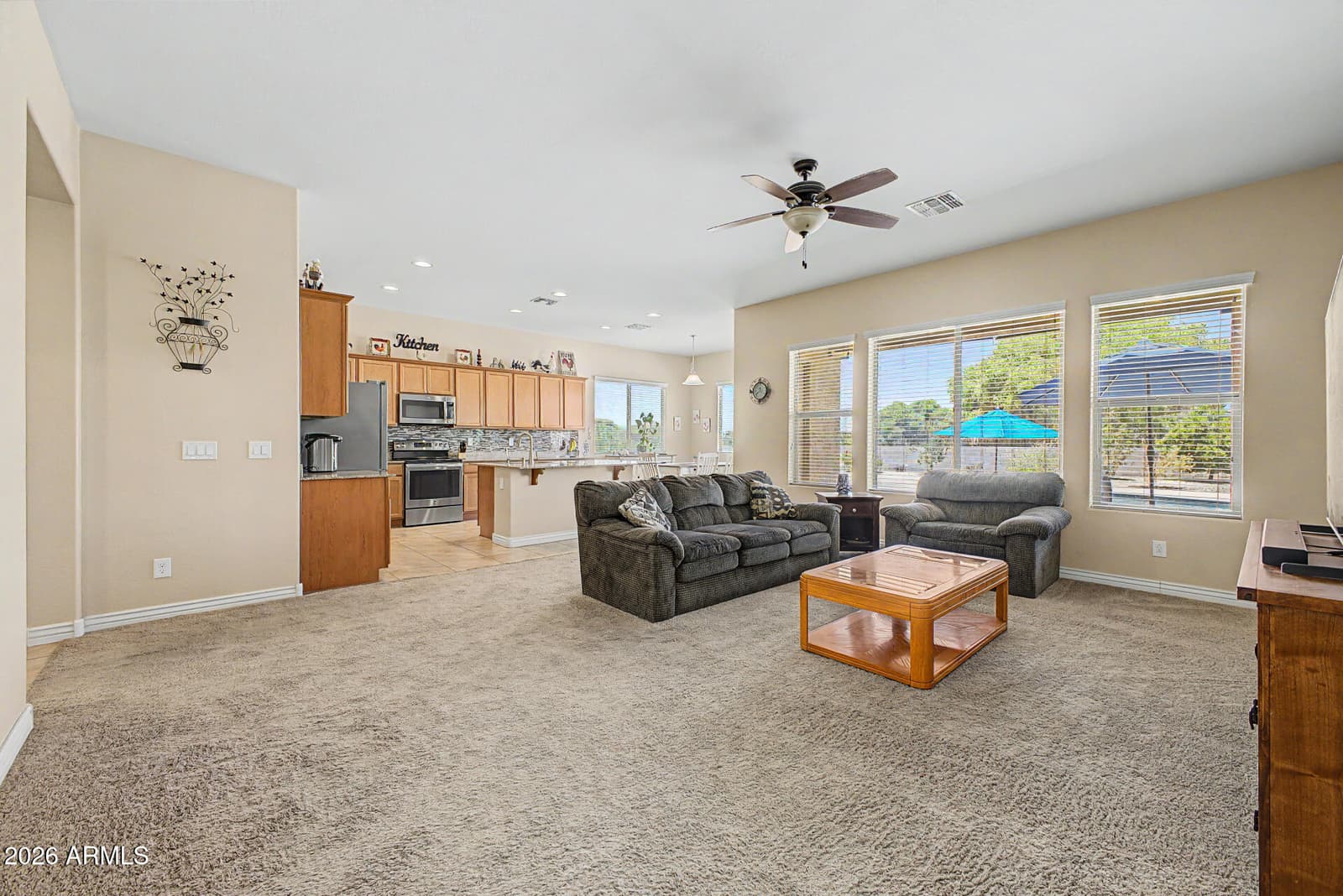 5286 S PONDEROSA Drive, Gilbert, AZ 85298 — photo 4 of 40