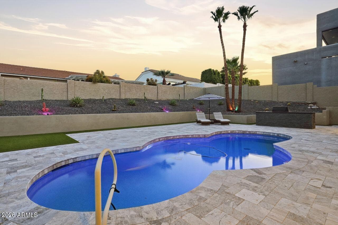 15037 E RIDGEWAY Drive, Fountain Hills, AZ 85268 — photo 9 of 64
