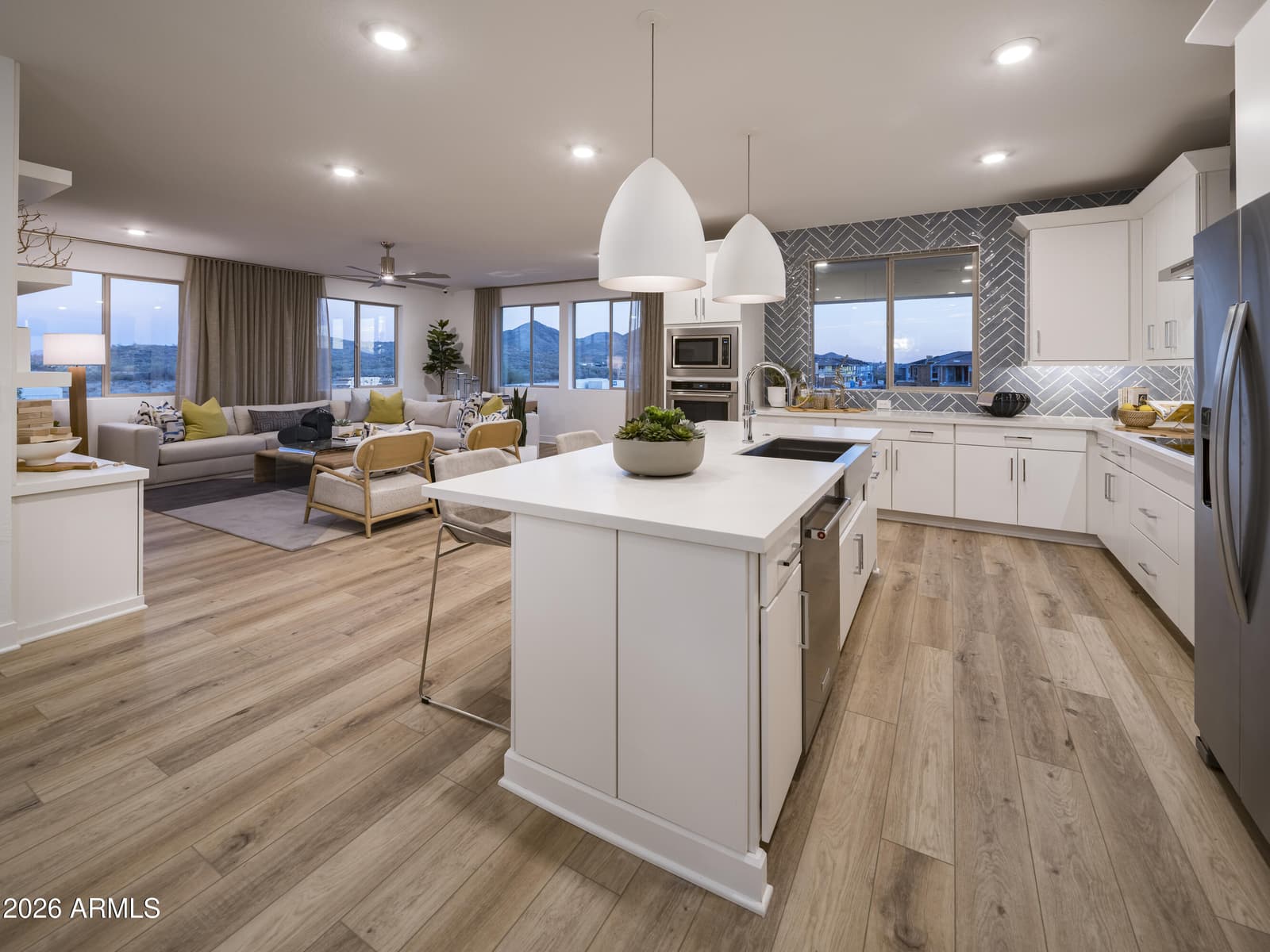 2121 W SONORAN DESERT Drive 168, Phoenix, AZ 85085 — photo 1 of 26