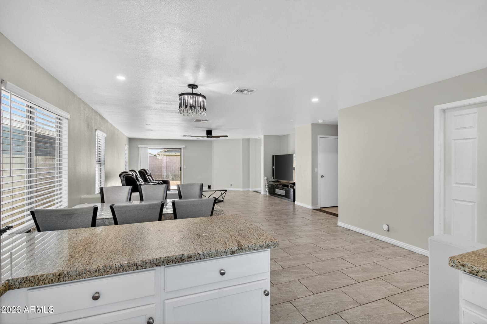 21820 N 32ND Avenue, Phoenix, AZ 85027 — photo 13 of 51
