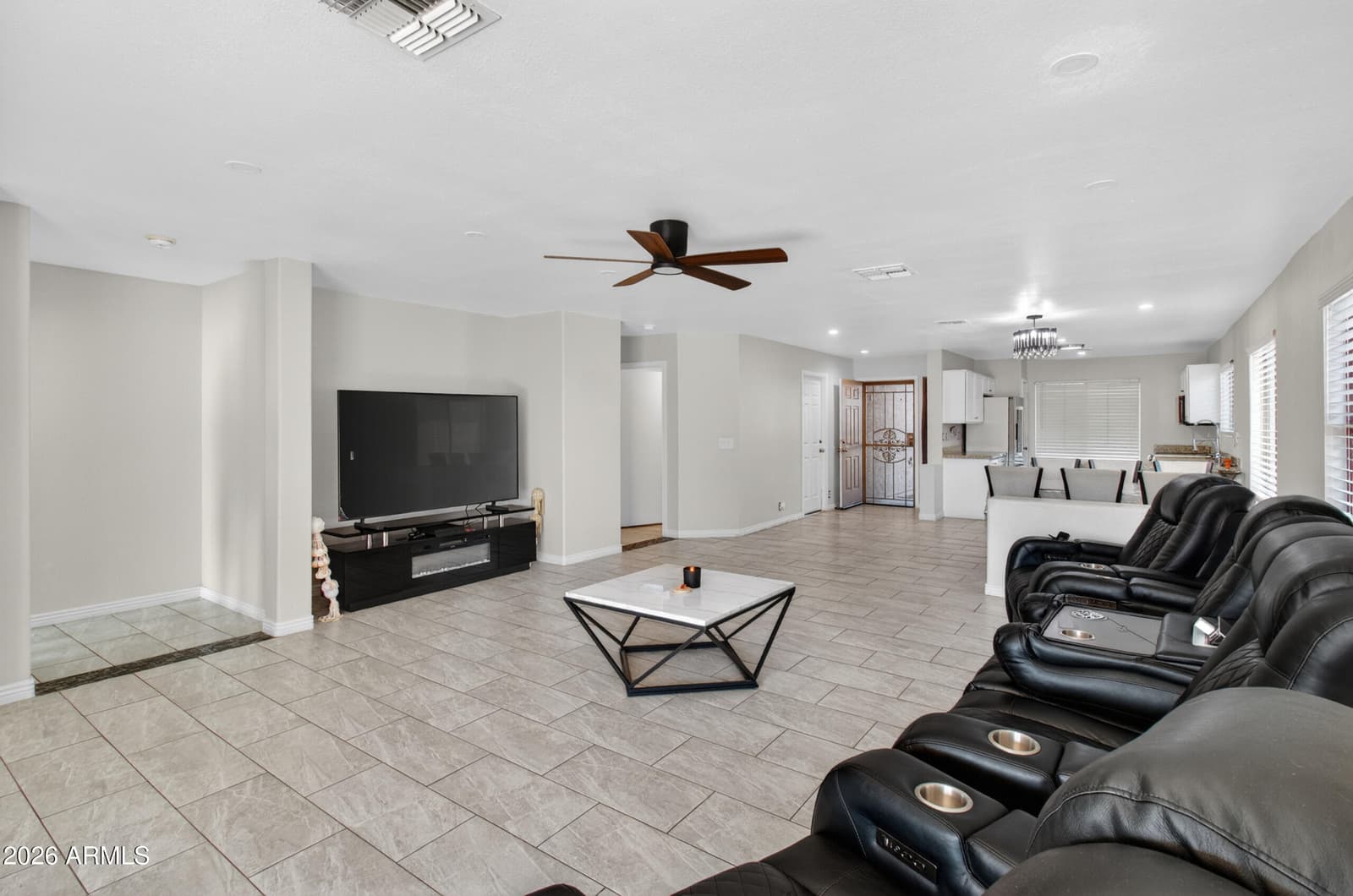 21820 N 32ND Avenue, Phoenix, AZ 85027 — photo 5 of 51