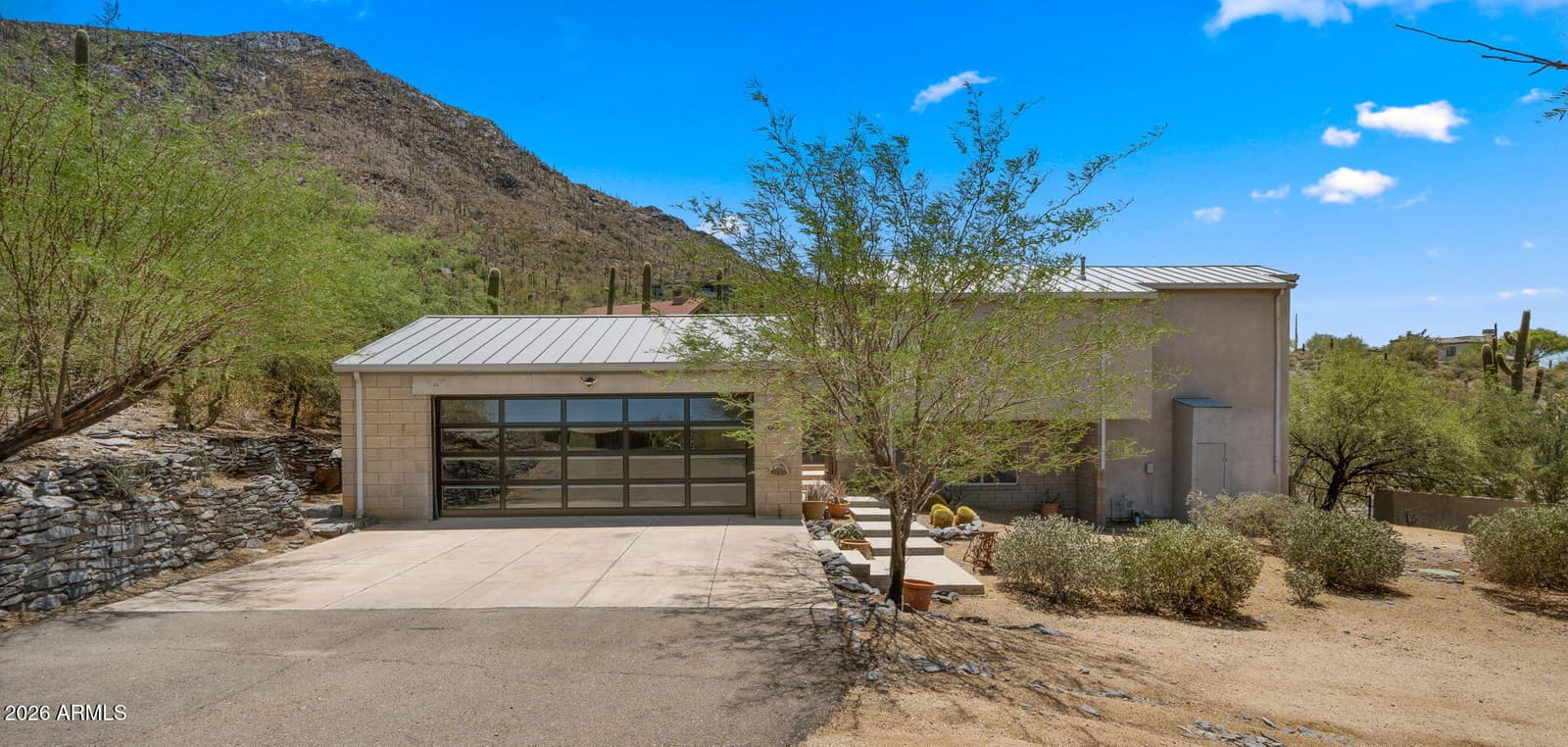 6035 E CARRIAGE Drive, Cave Creek, AZ 85331 — photo 6 of 57