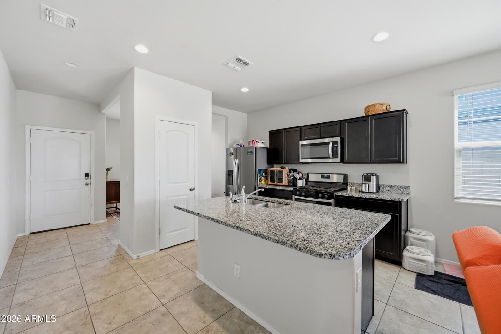 30703 W INDIANOLA Avenue, Buckeye, AZ 85396 — photo 13 of 38