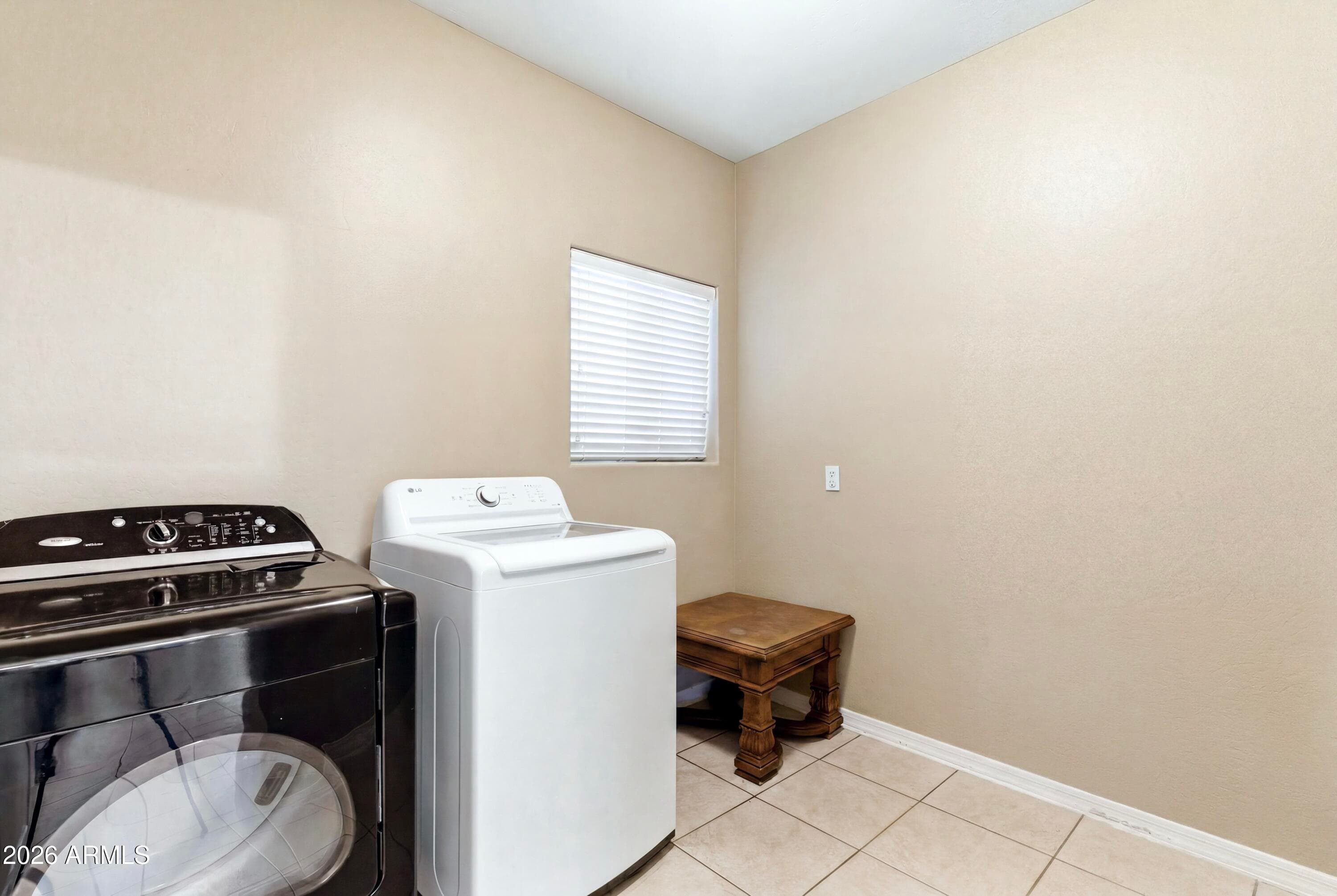17318 N 19TH Terrace, Phoenix, AZ 85022 — photo 5 of 20