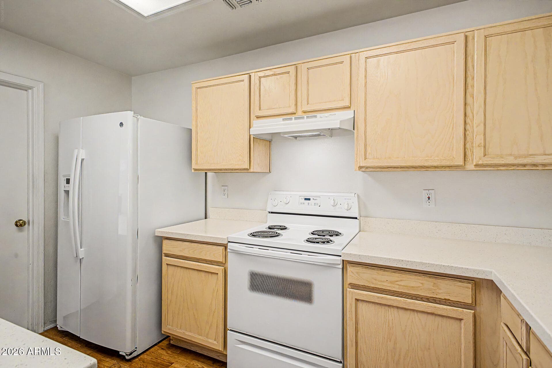 239 S NOBLE Street, Mesa, AZ 85208 — photo 10 of 29