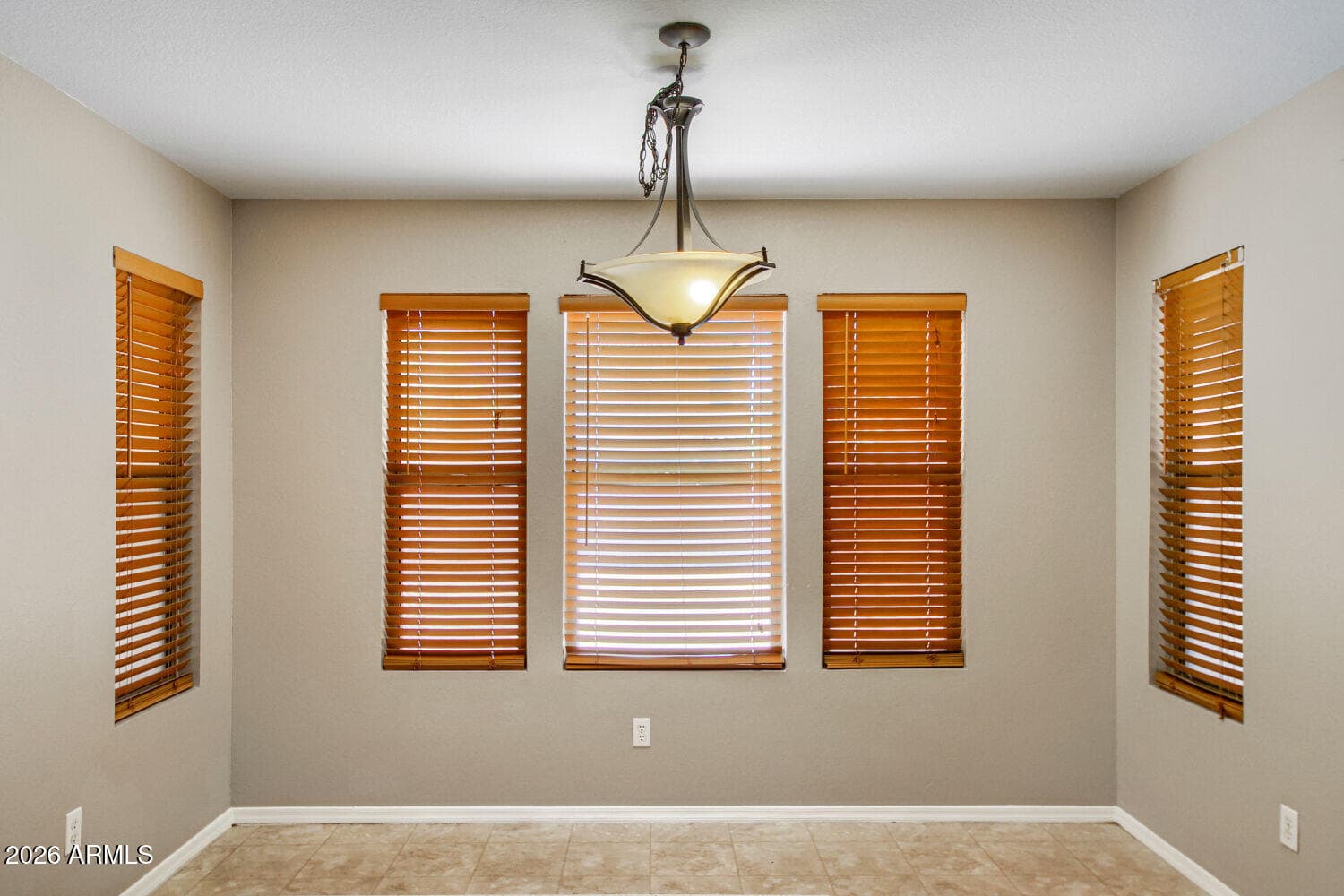517 W PALO VERDE Street, Casa Grande, AZ 85122 — photo 8 of 21
