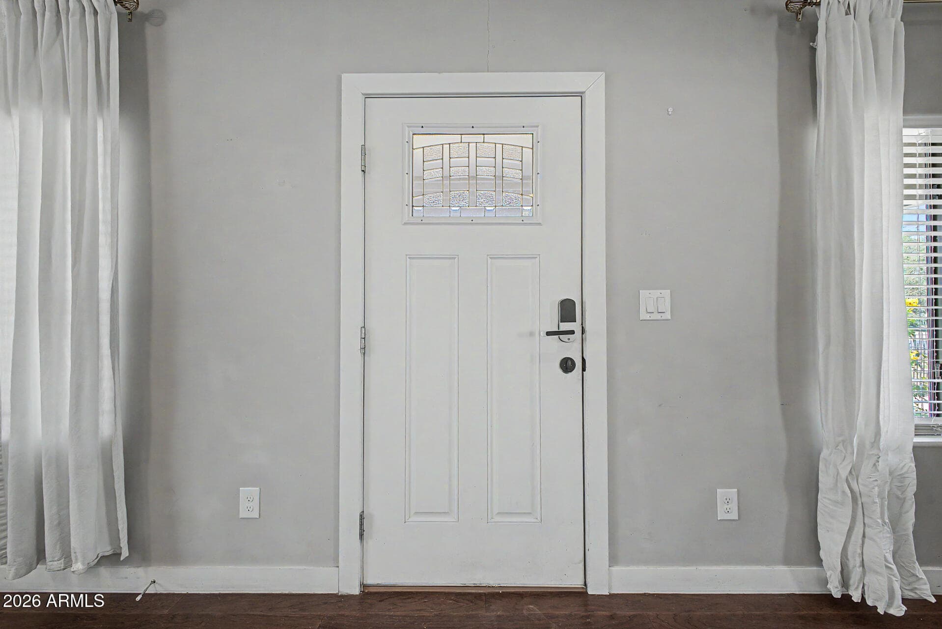 1645 W WILLETTA Street, Phoenix, AZ 85007 — photo 7 of 37