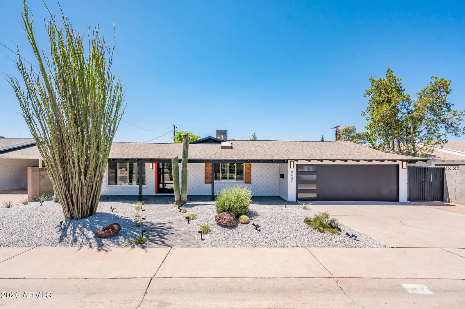 8407 E RANCHO VISTA Drive, Scottsdale, AZ 85251 — photo 2 of 54