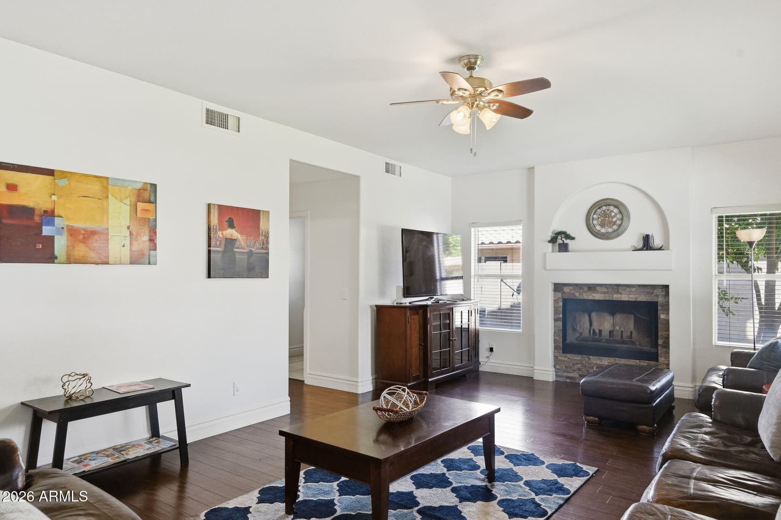 548 W MENDOZA Avenue, Mesa, AZ 85210 — photo 17 of 52