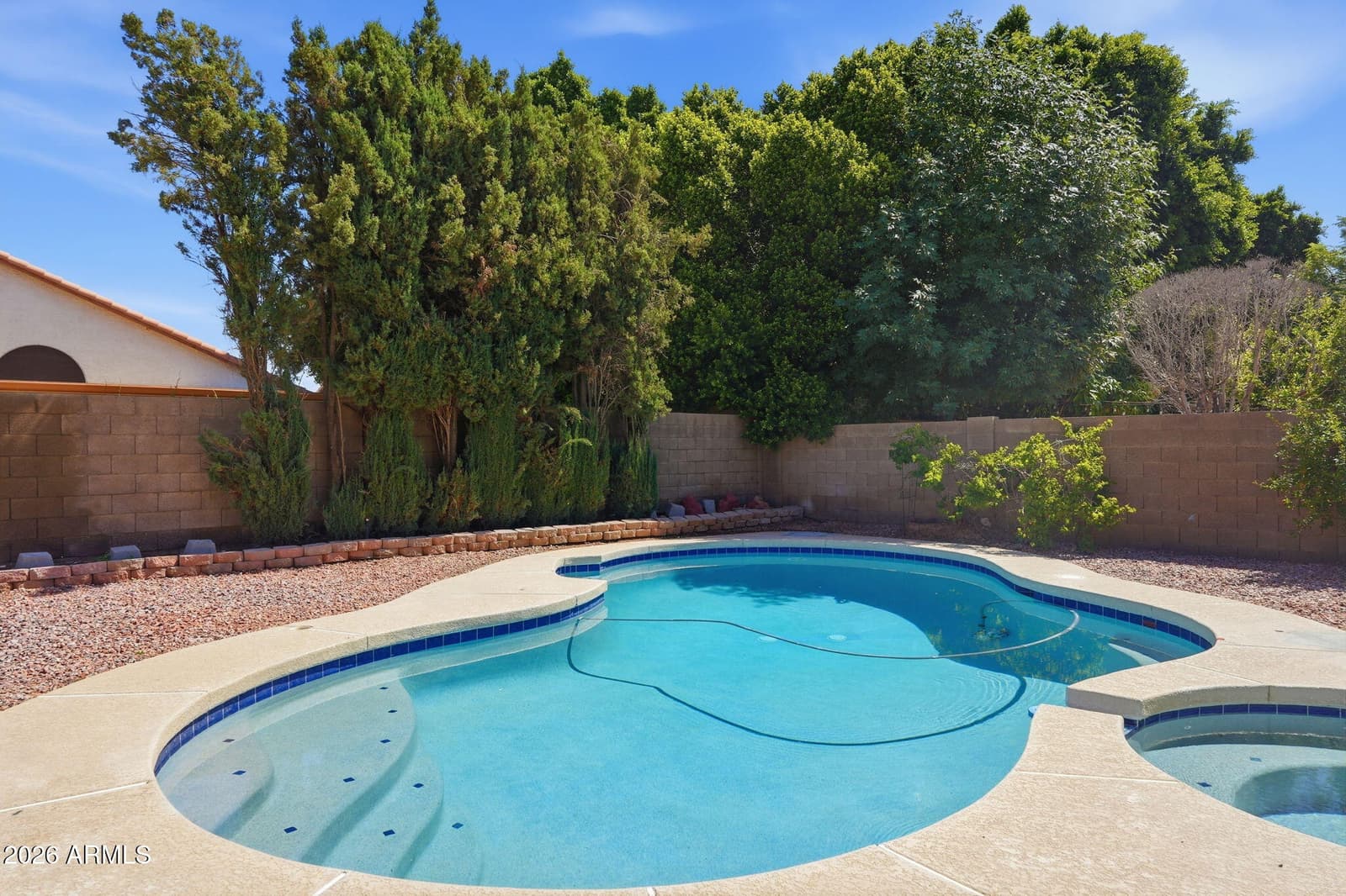 548 W MENDOZA Avenue, Mesa, AZ 85210 — photo 48 of 52