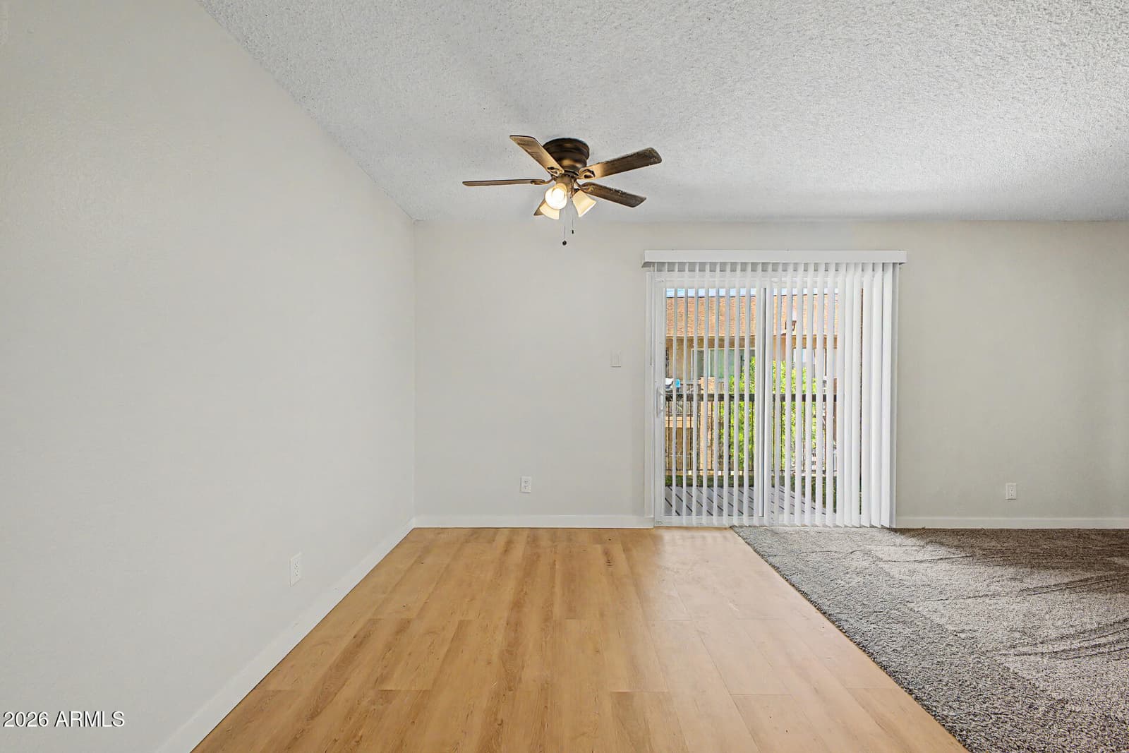 3810 N MARYVALE Parkway 2016, Phoenix, AZ 85031 — photo 7 of 33