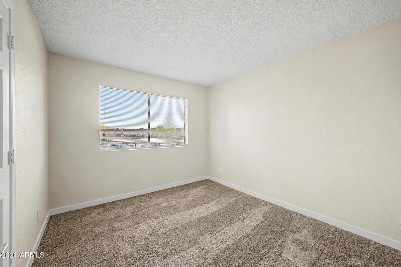 3810 N MARYVALE Parkway 2016, Phoenix, AZ 85031 — photo 18 of 33