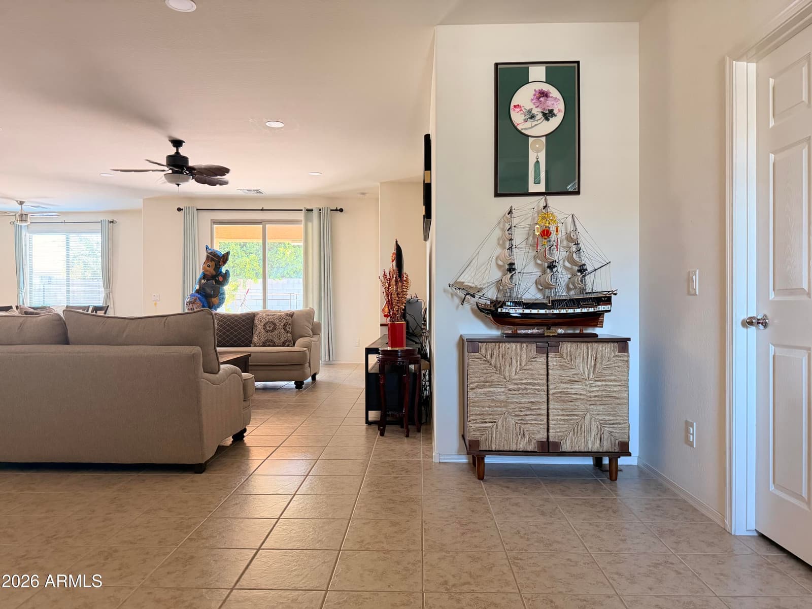 10156 W GOLDEN Lane, Peoria, AZ 85345 — photo 12 of 34