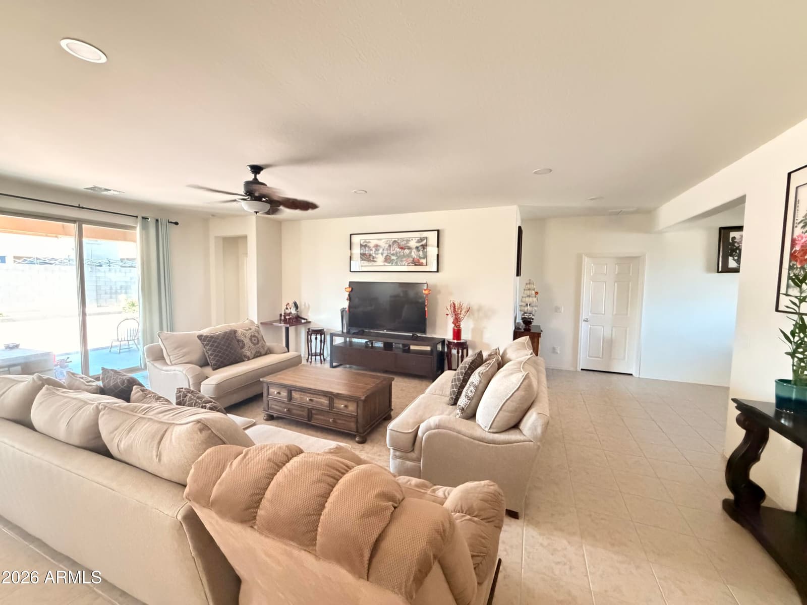 10156 W GOLDEN Lane, Peoria, AZ 85345 — photo 15 of 34