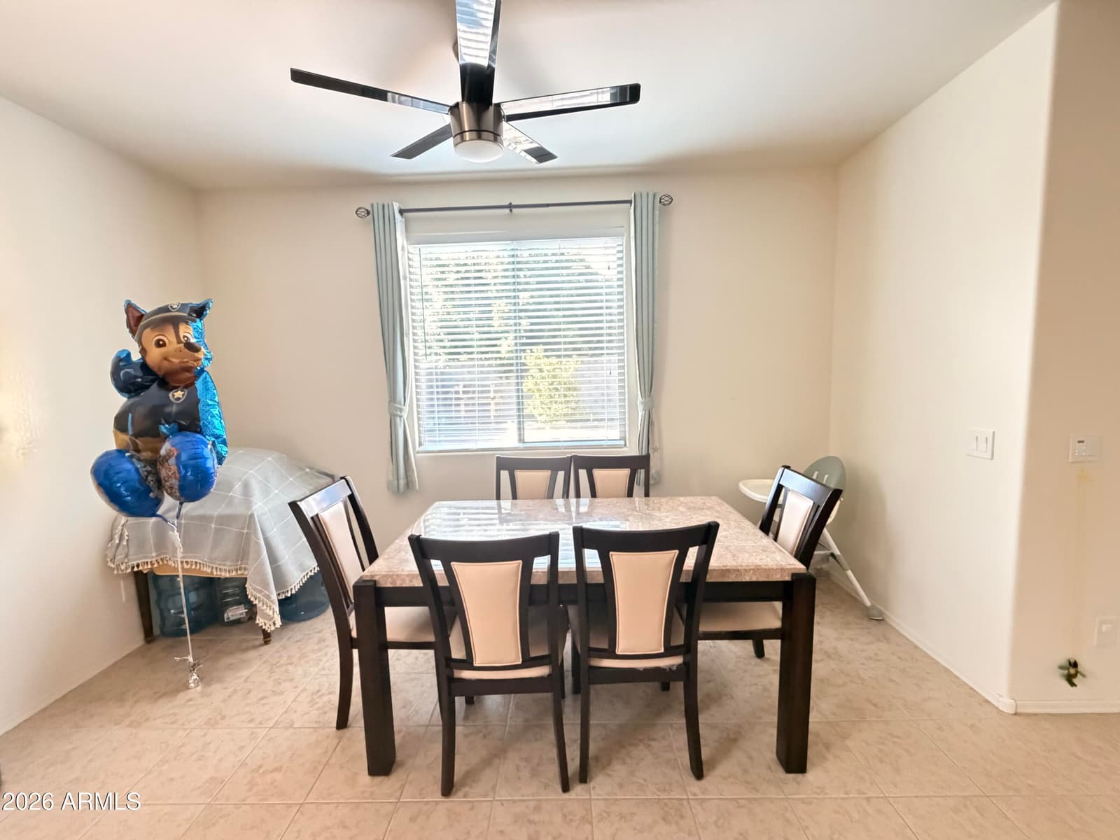 10156 W GOLDEN Lane, Peoria, AZ 85345 — photo 10 of 34