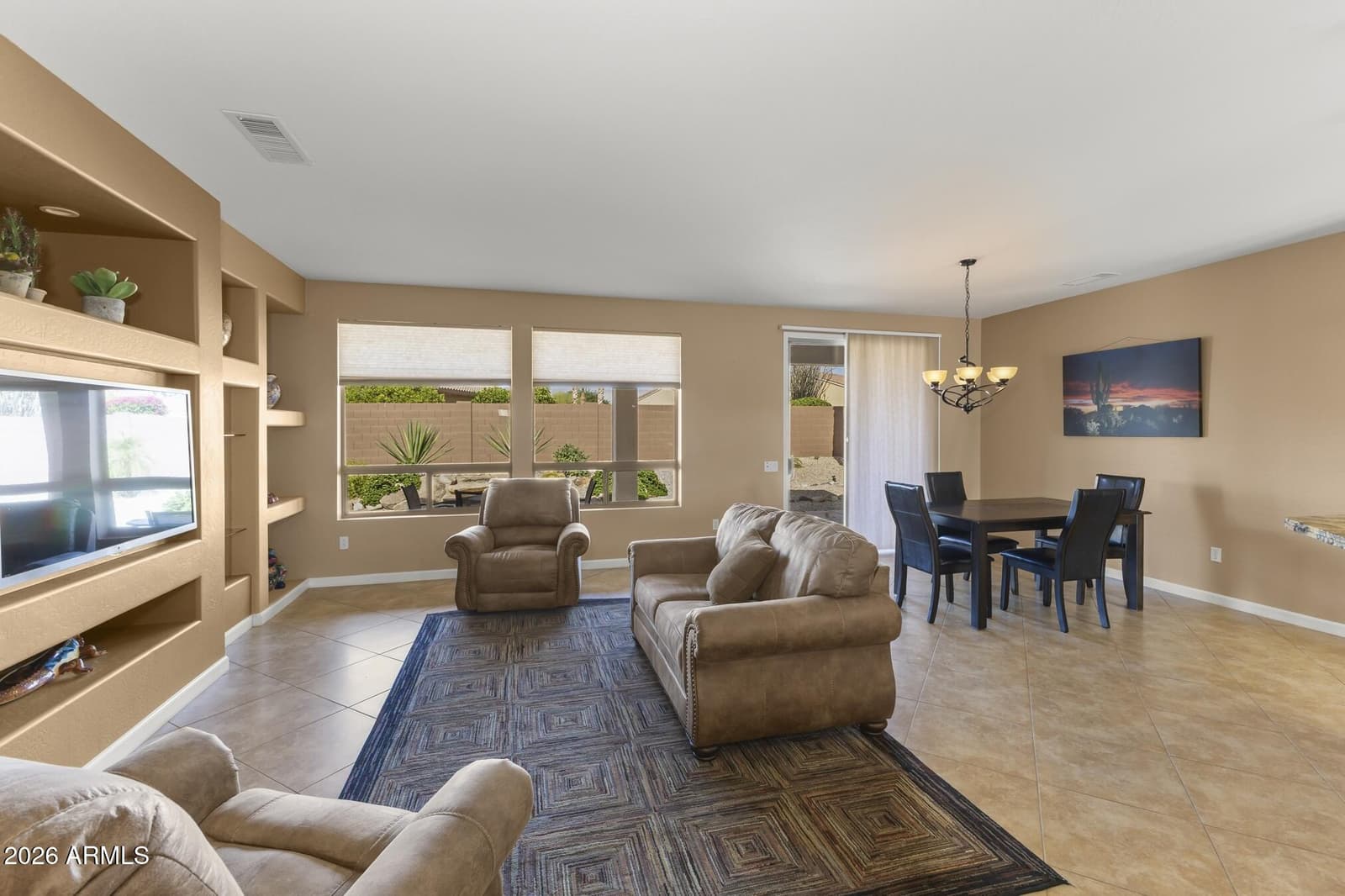18607 N DIAMOND Drive, Surprise, AZ 85374 — photo 4 of 33