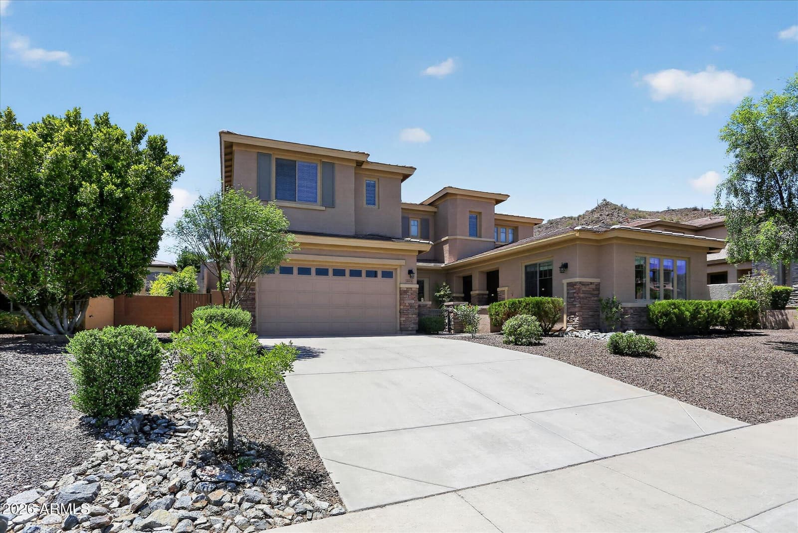 6931 W DALE Lane, Peoria, AZ 85383 — photo 2 of 66