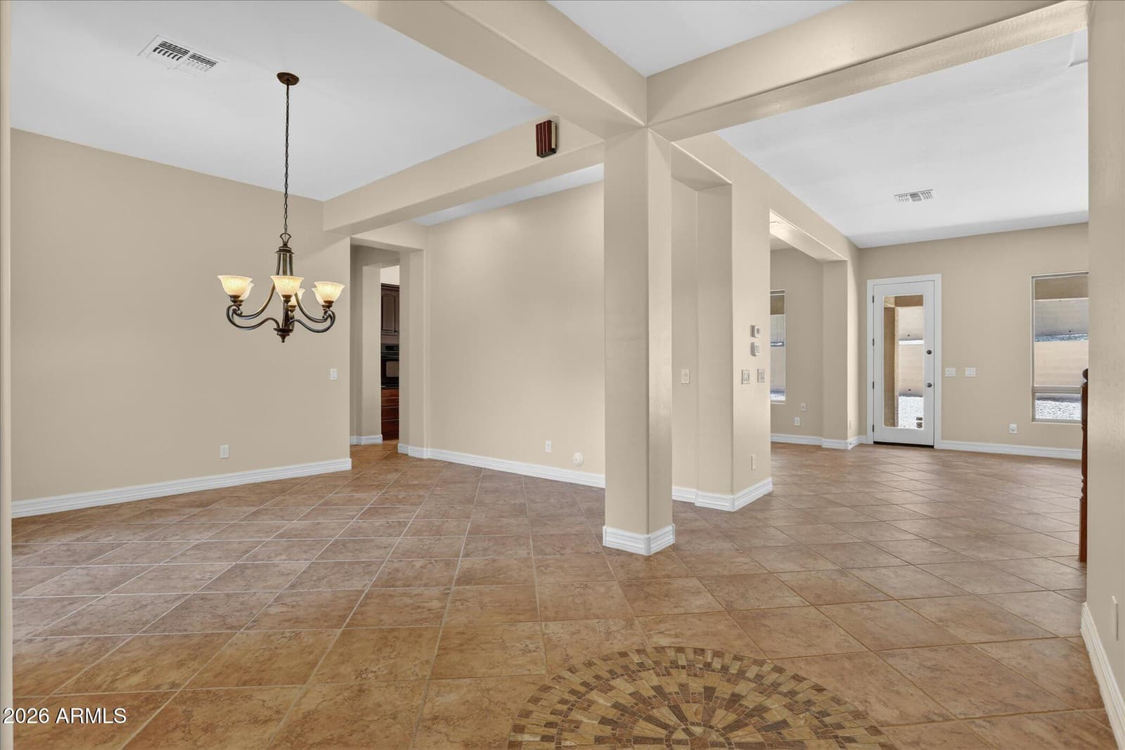 6931 W DALE Lane, Peoria, AZ 85383 — photo 8 of 66