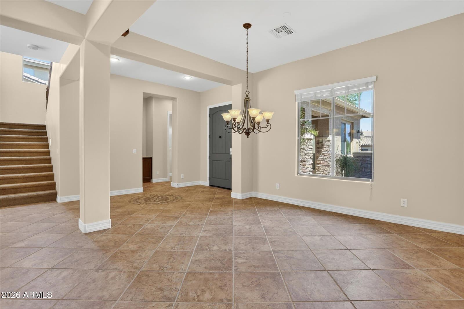 6931 W DALE Lane, Peoria, AZ 85383 — photo 9 of 66
