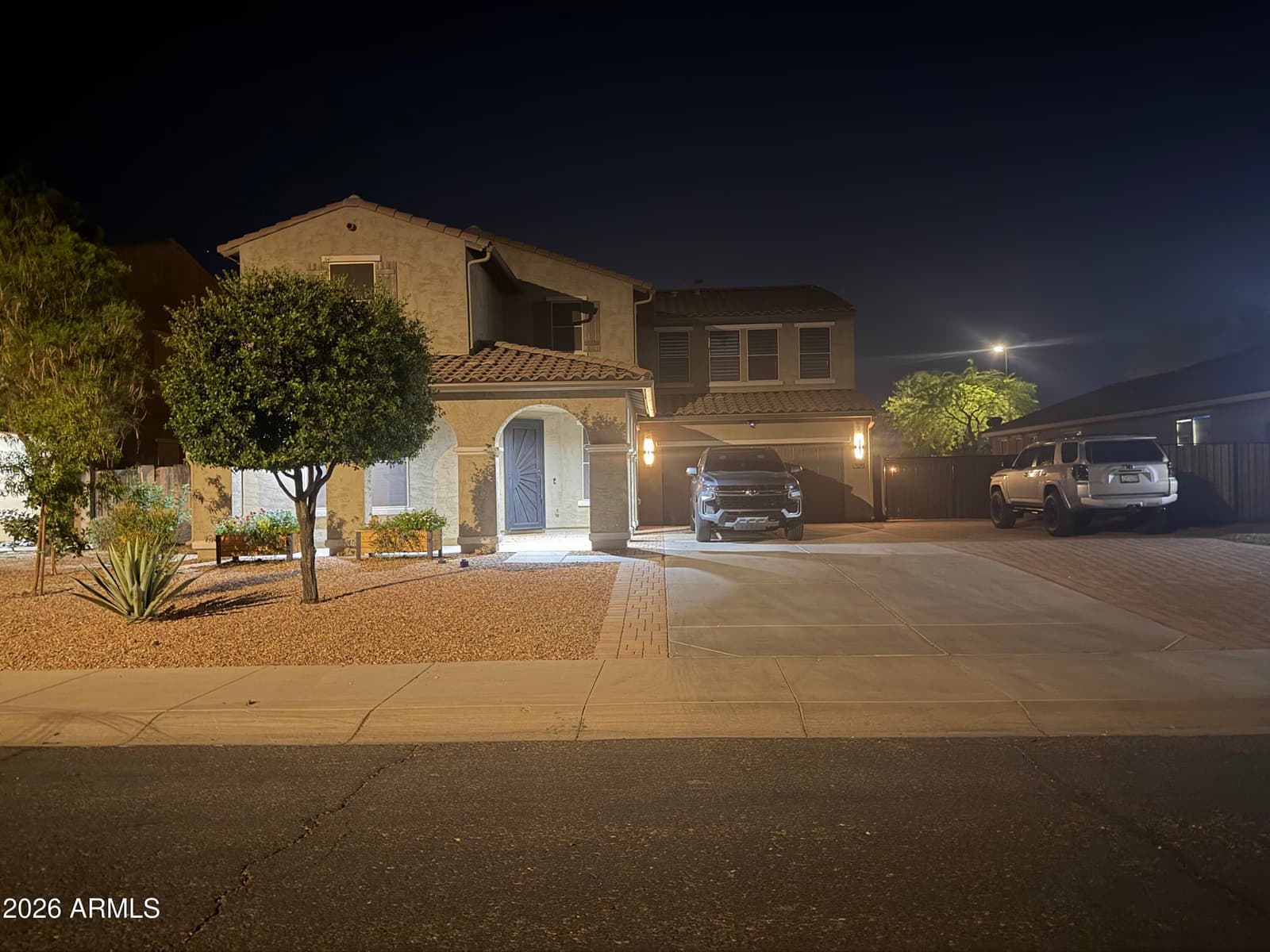 18116 W TURNEY Avenue W, Goodyear, AZ 85395