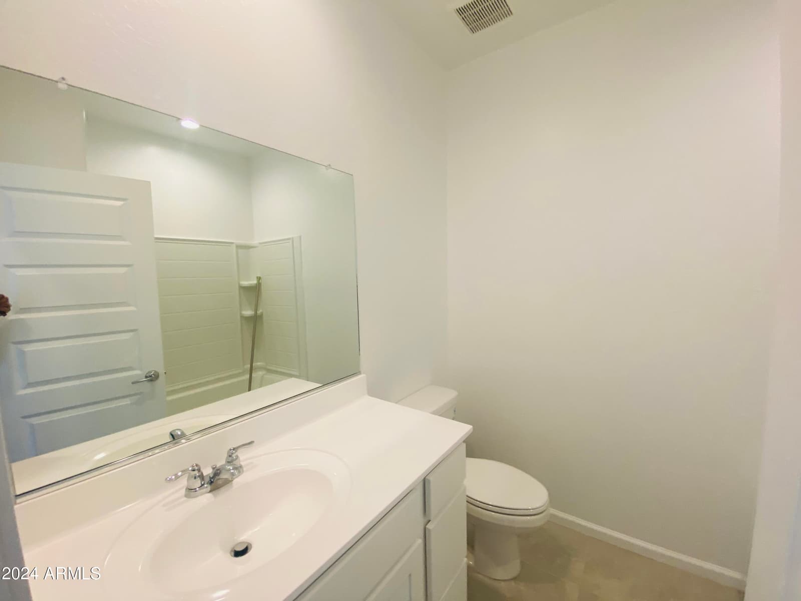 5531 S 23RD Drive, Phoenix, AZ 85041 — photo 8 of 18