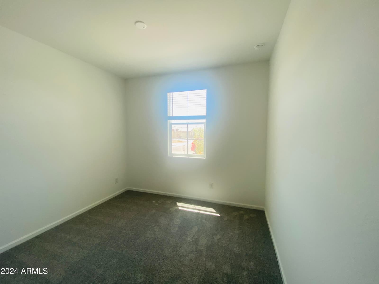 5531 S 23RD Drive, Phoenix, AZ 85041 — photo 9 of 18
