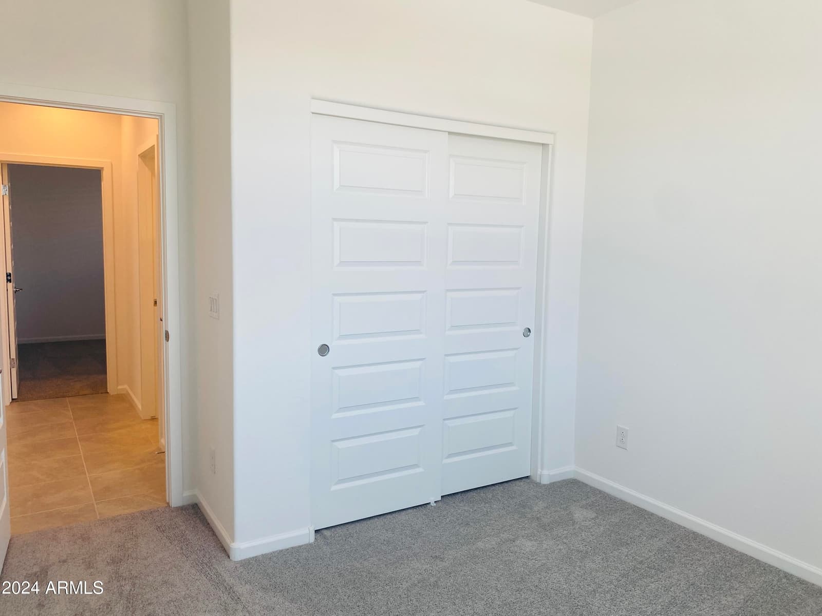 5531 S 23RD Drive, Phoenix, AZ 85041 — photo 11 of 18