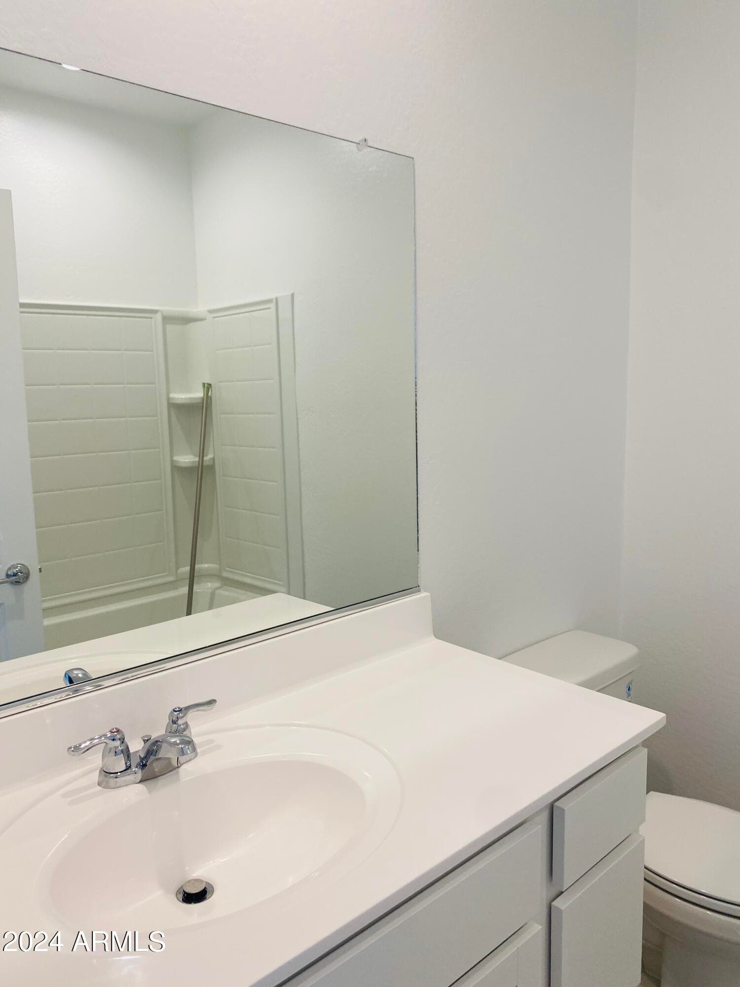 5531 S 23RD Drive, Phoenix, AZ 85041 — photo 13 of 18