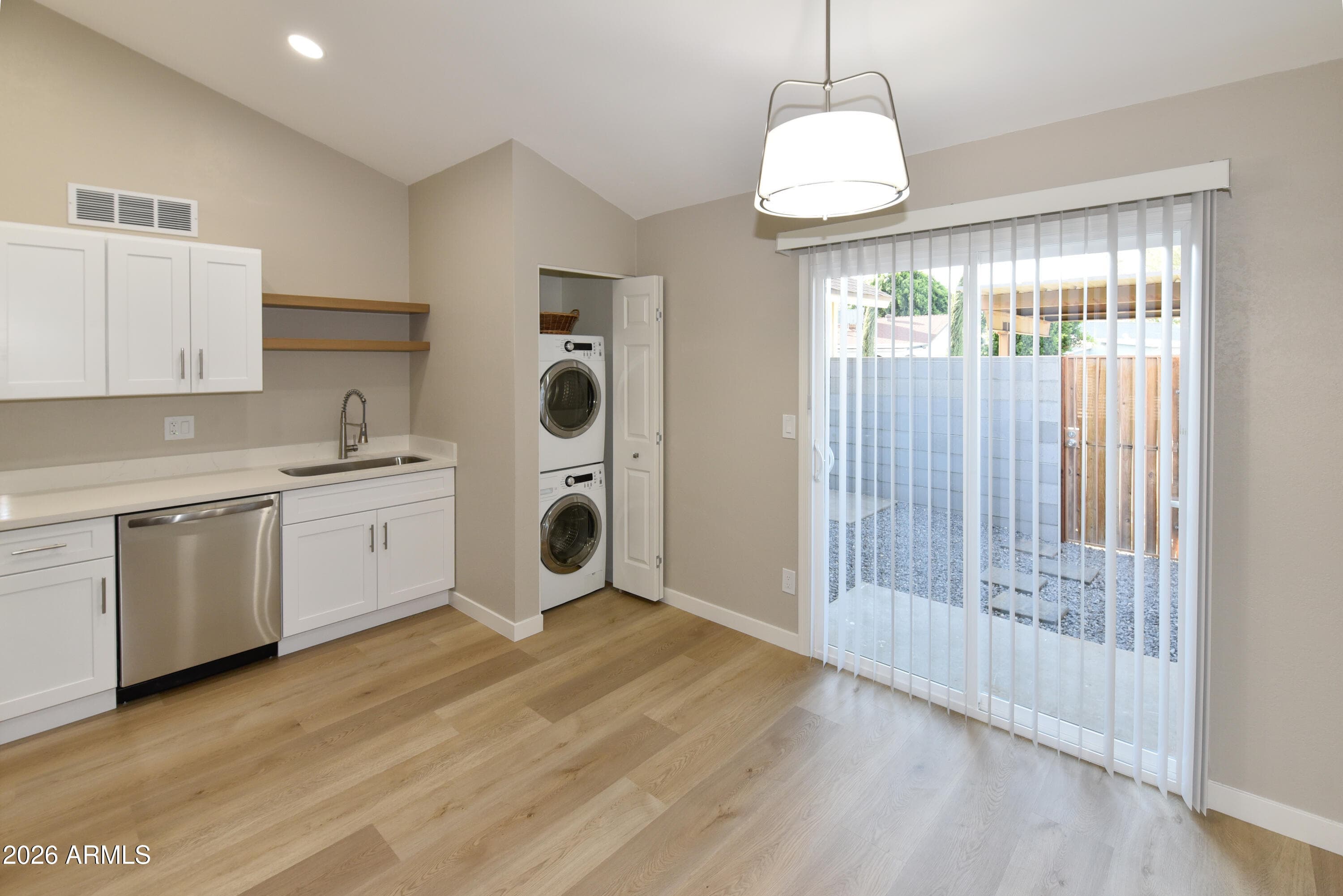 8907 W MANZANITA Drive, Peoria, AZ 85345 — photo 10 of 39