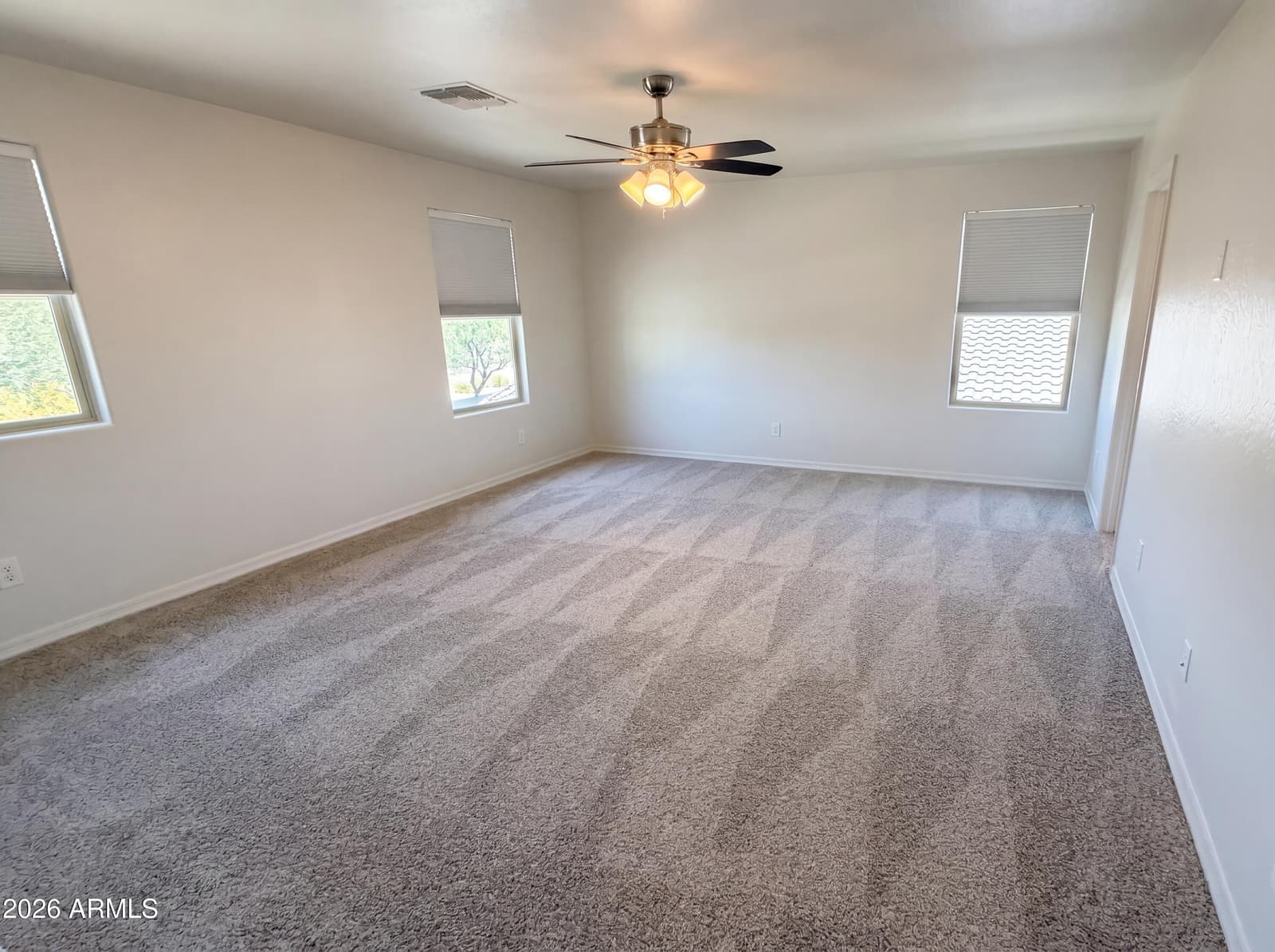 11284 N 186TH Lane, Surprise, AZ 85388 — photo 4 of 40