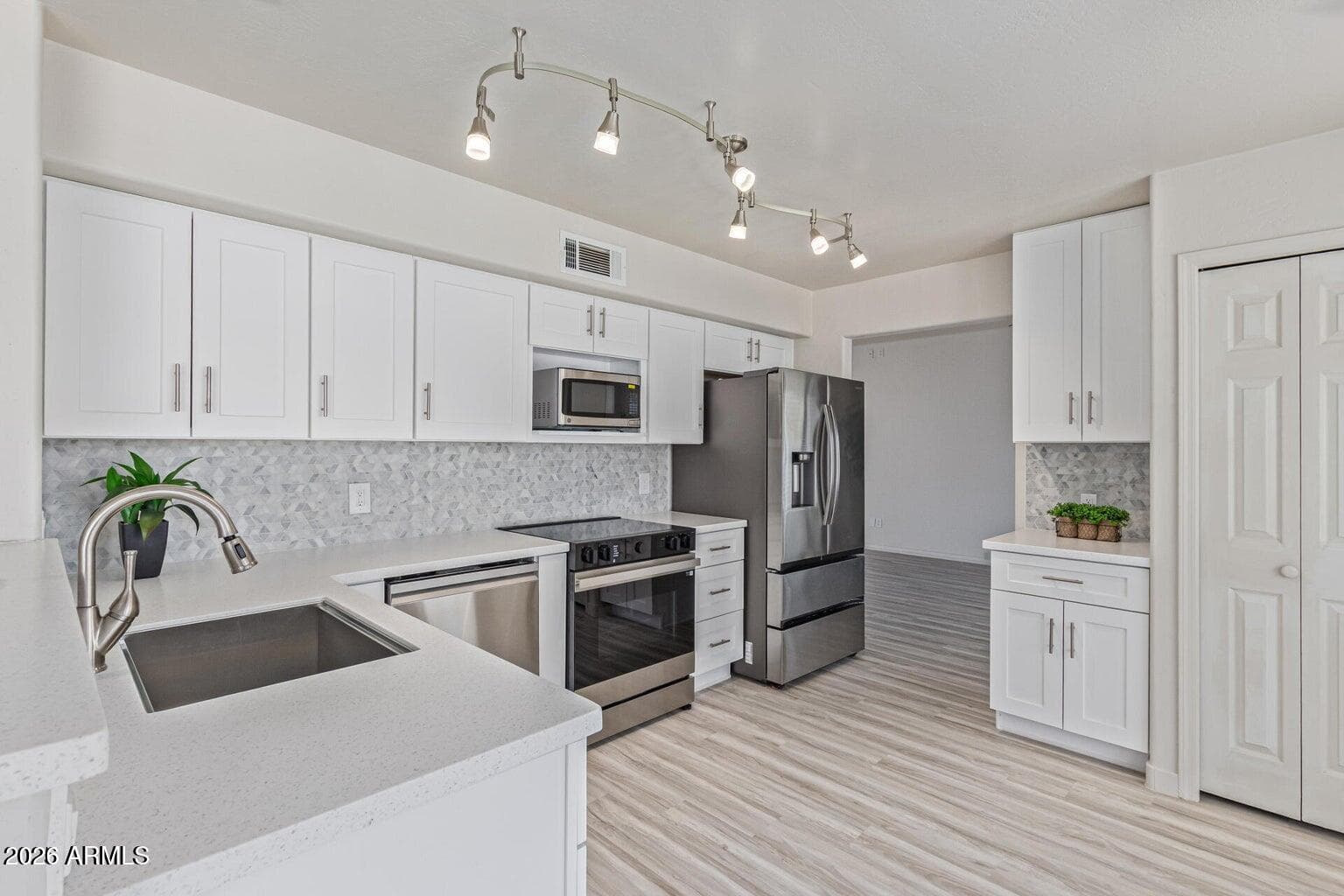 4933 E DOWNING Street, Mesa, AZ 85205 — photo 16 of 43