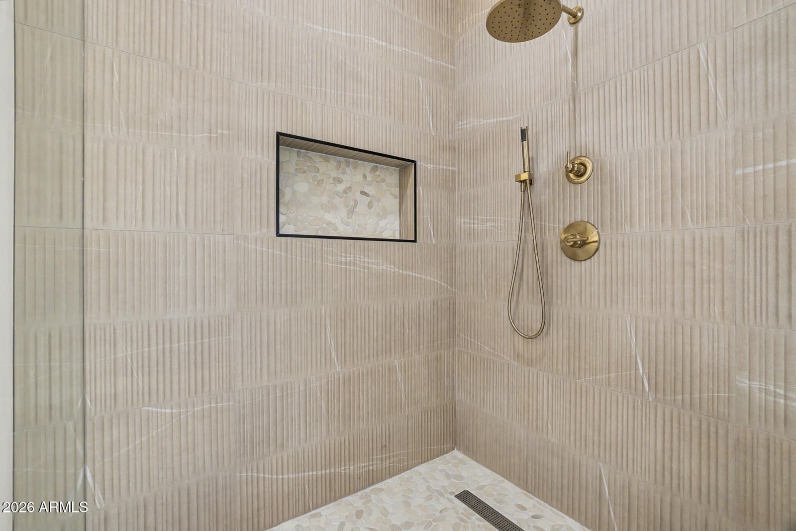 4107 E AVALON Drive, Phoenix, AZ 85018 — photo 28 of 64