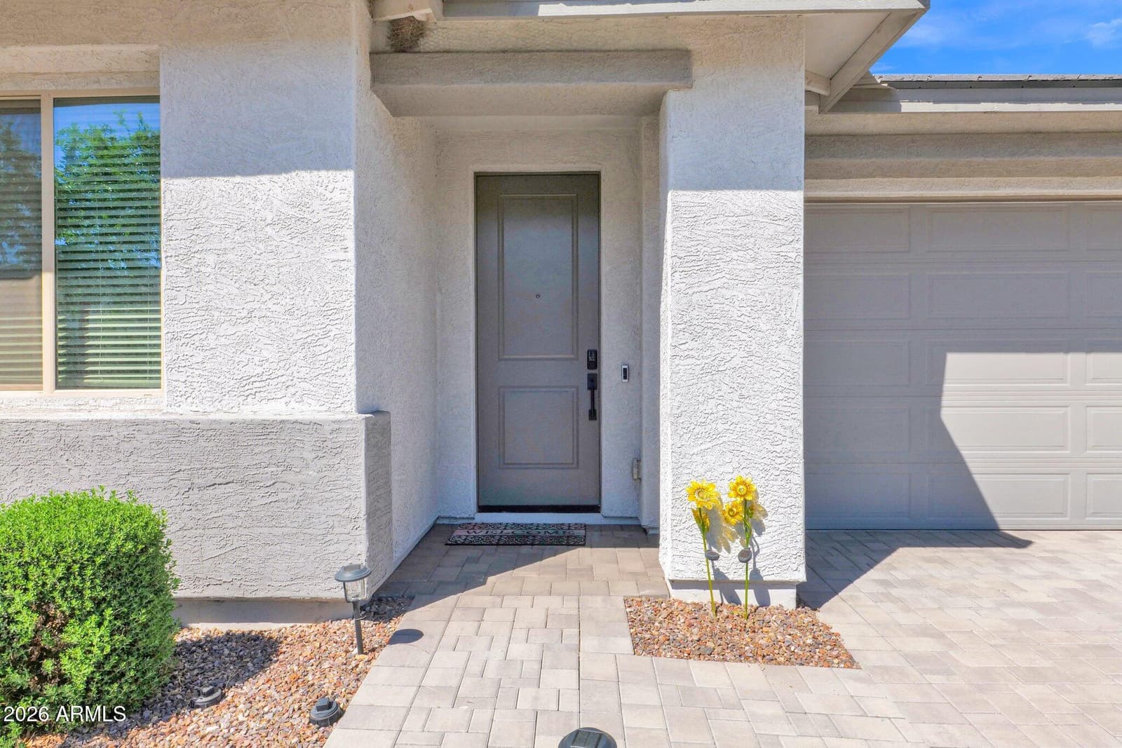 9404 E STROBE Avenue, Mesa, AZ 85212 — photo 4 of 33