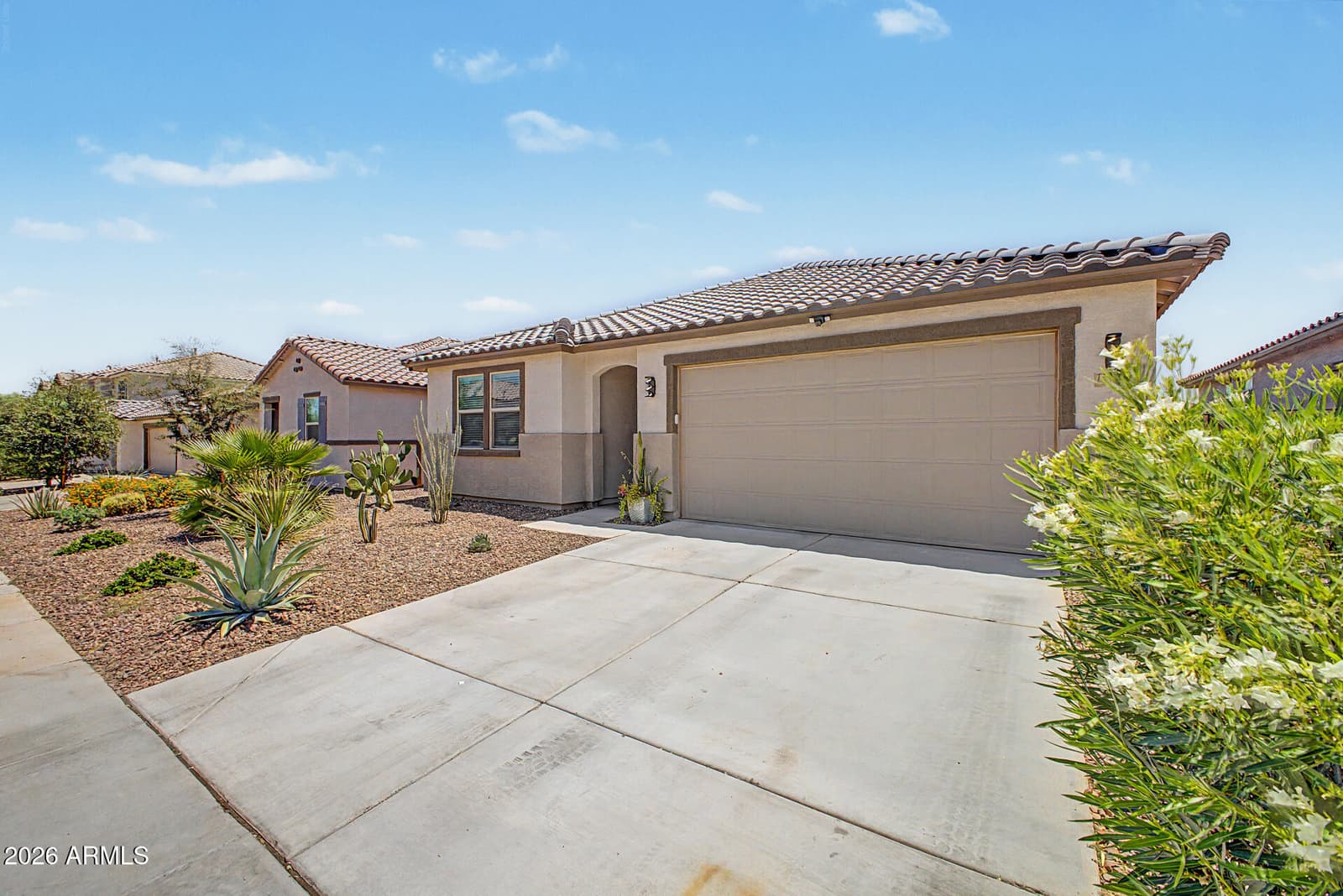 17849 W GAMBIT Trail, Surprise, AZ 85387 — photo 4 of 32