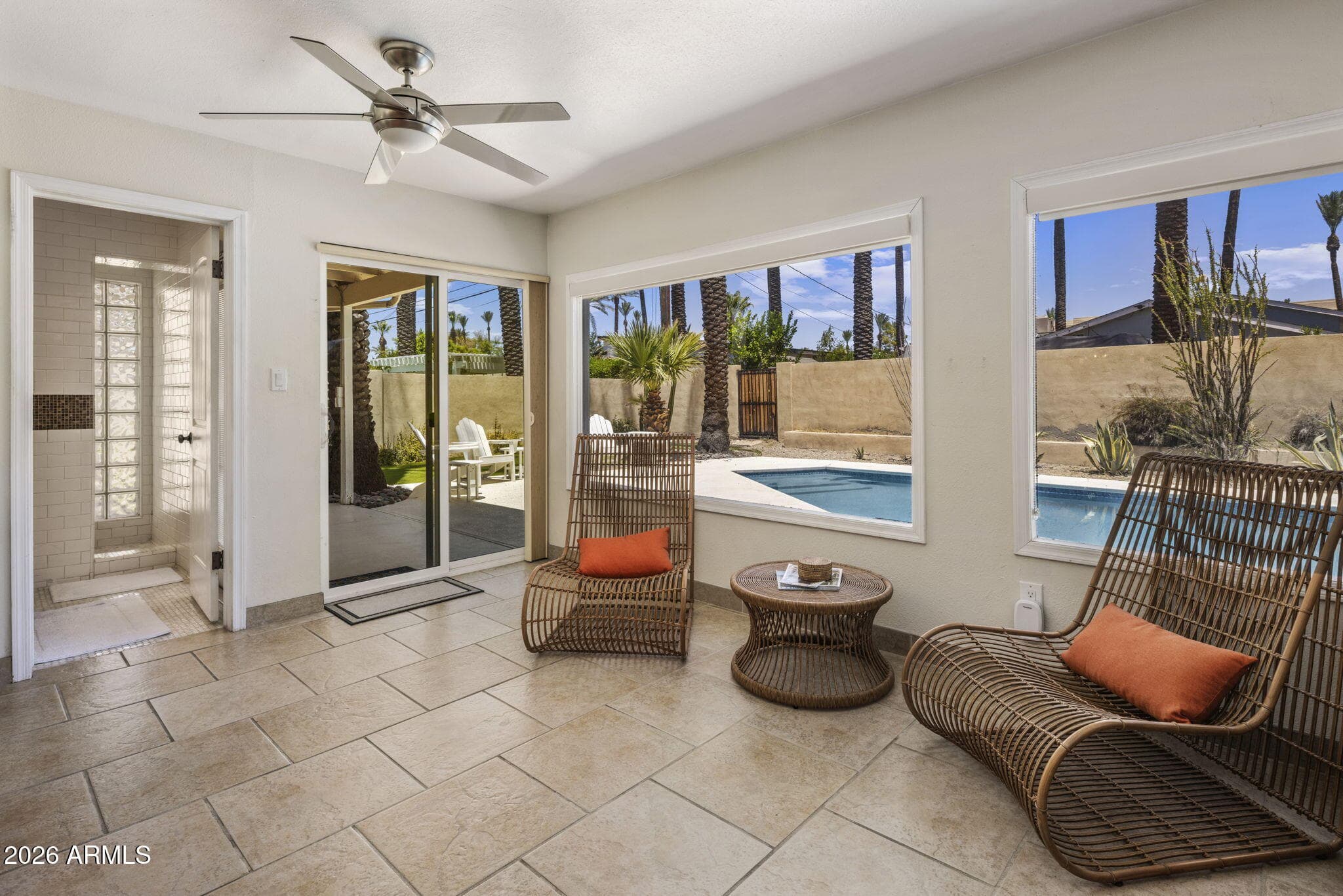 4312 E SELLS Drive, Phoenix, AZ 85018 — photo 6 of 34