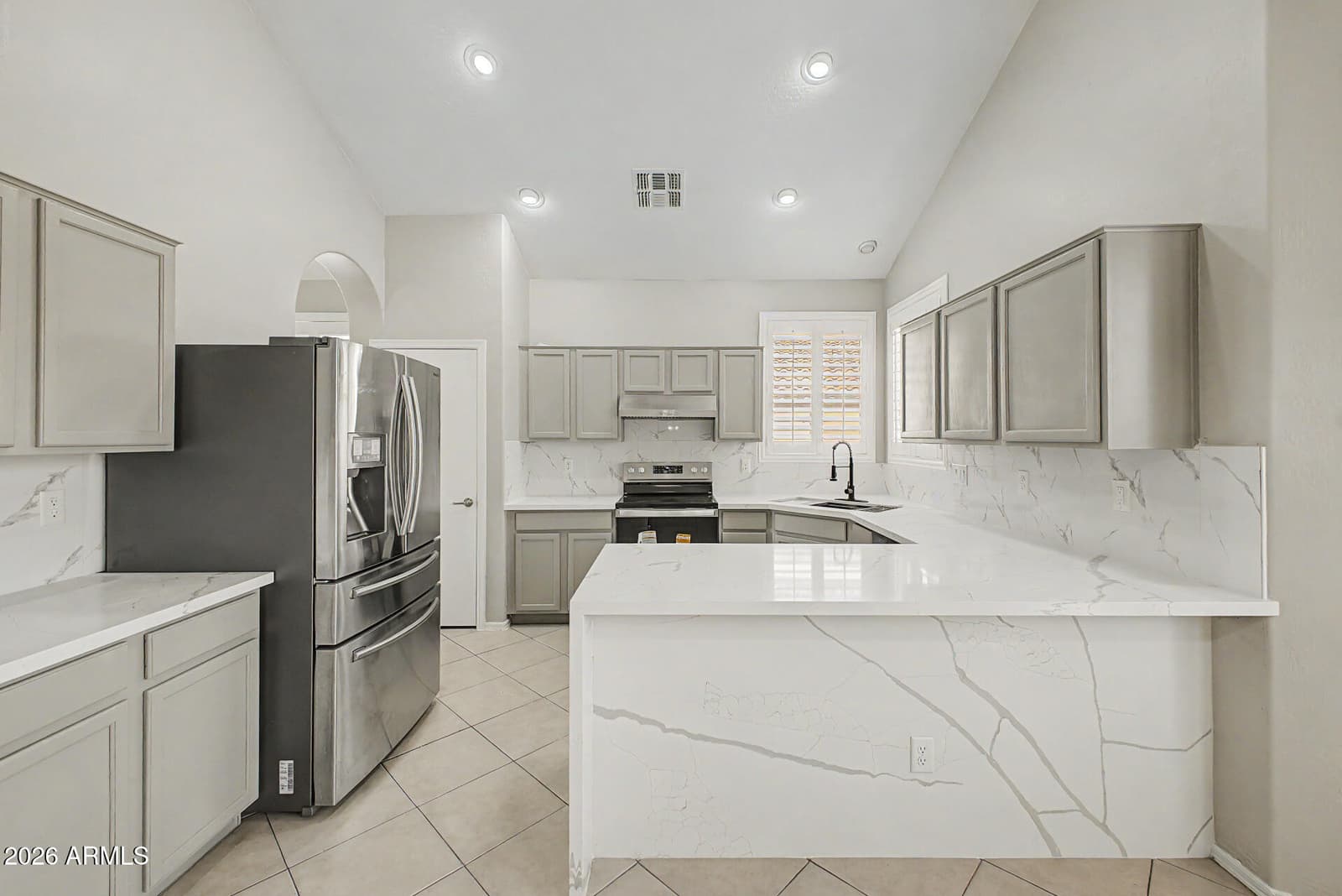 7607 W STATE Avenue, Glendale, AZ 85303 — photo 1 of 26