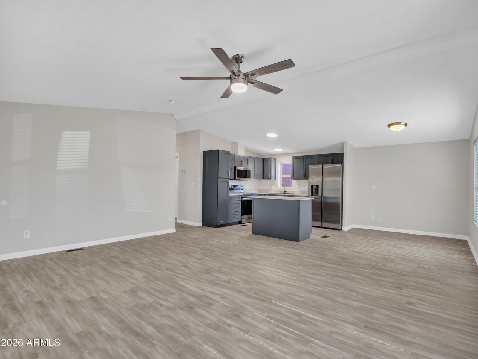18032 N 2ND Street, Phoenix, AZ 85022 — photo 14 of 46