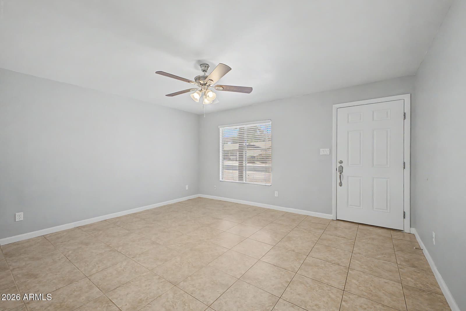 4305 E EQUESTRIAN Trail, Phoenix, AZ 85044 — photo 8 of 43