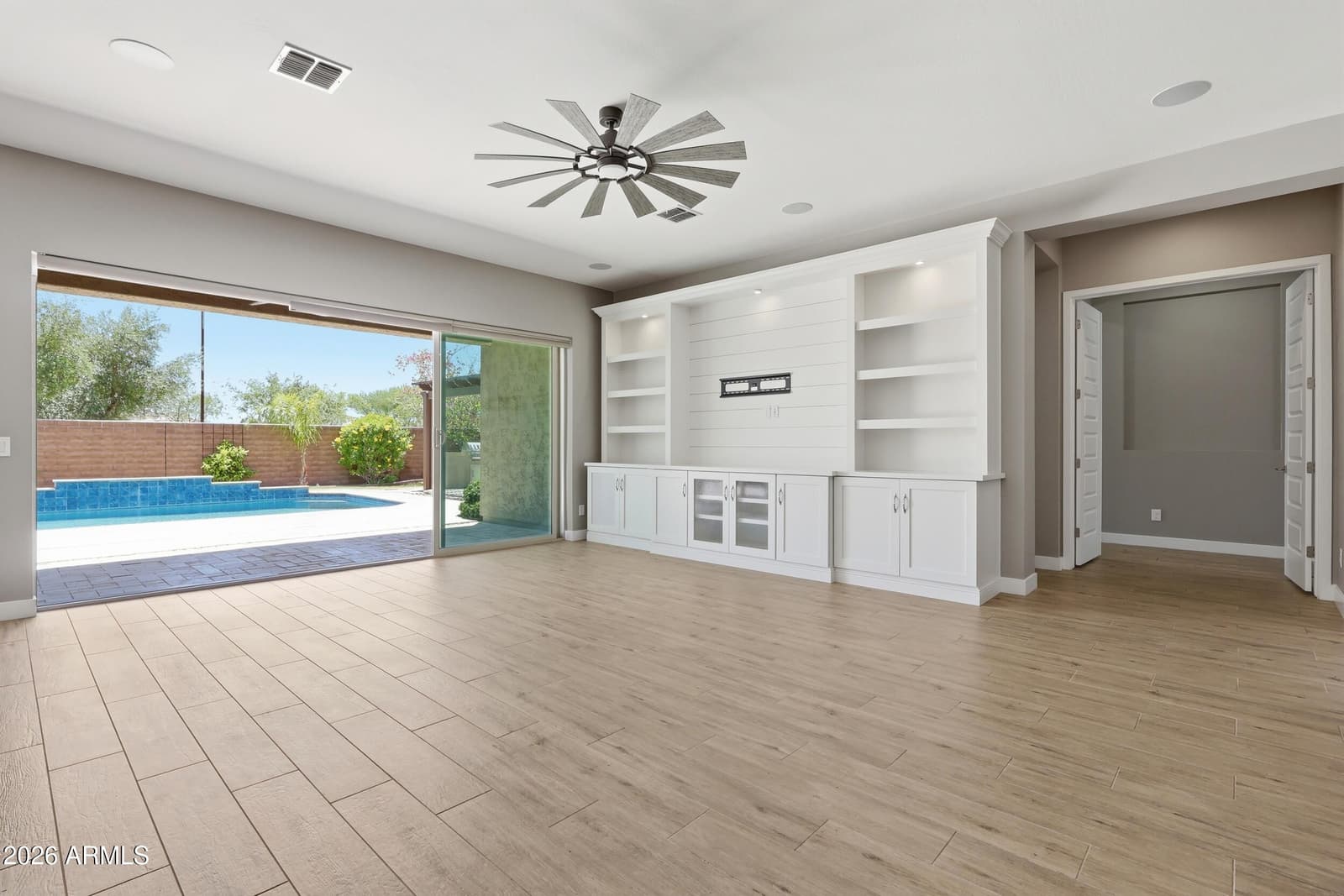 10363 E Topaz Avenue, Mesa, AZ 85212 — photo 10 of 59
