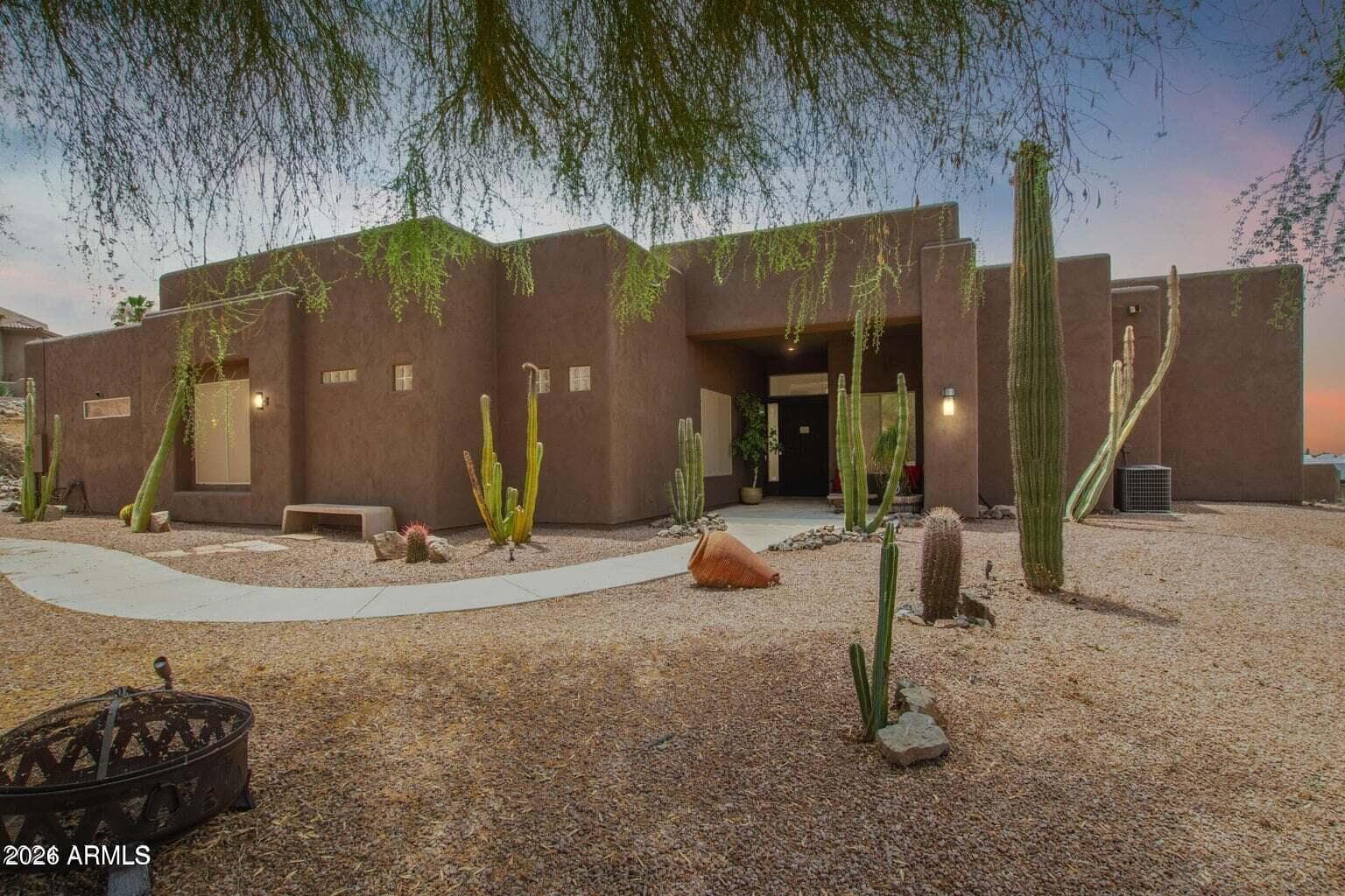 3335 W CARRIAGE Drive, Phoenix, AZ 85086 — photo 2 of 48