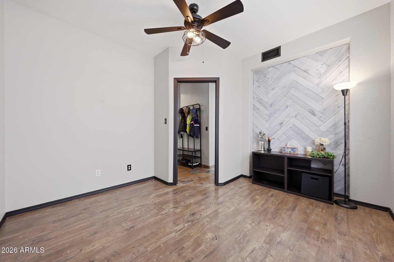 2167 E NIGHTHAWK Way, Phoenix, AZ 85048 — photo 7 of 28