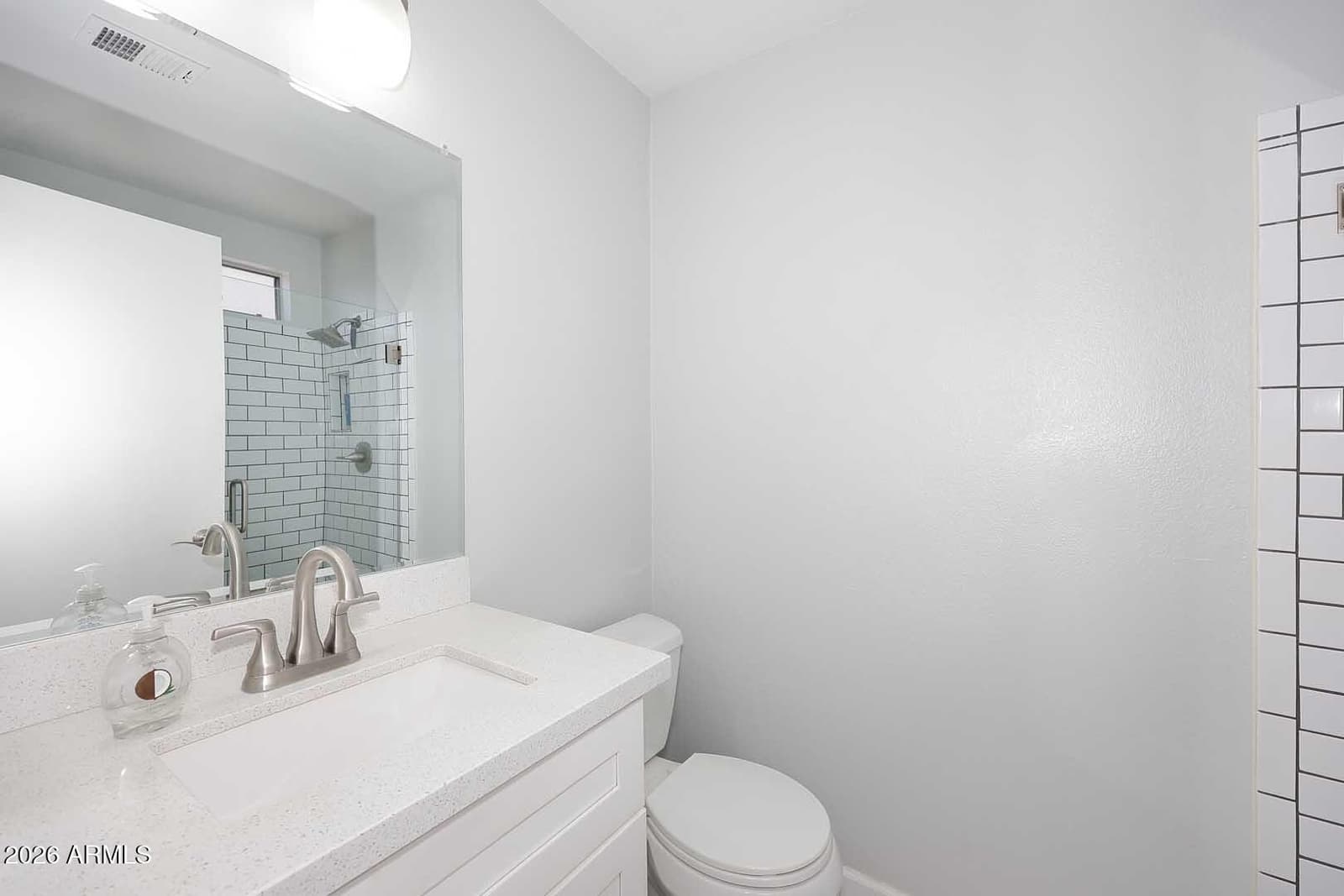 1008 E ORAIBI Drive, Phoenix, AZ 85024 — photo 10 of 22