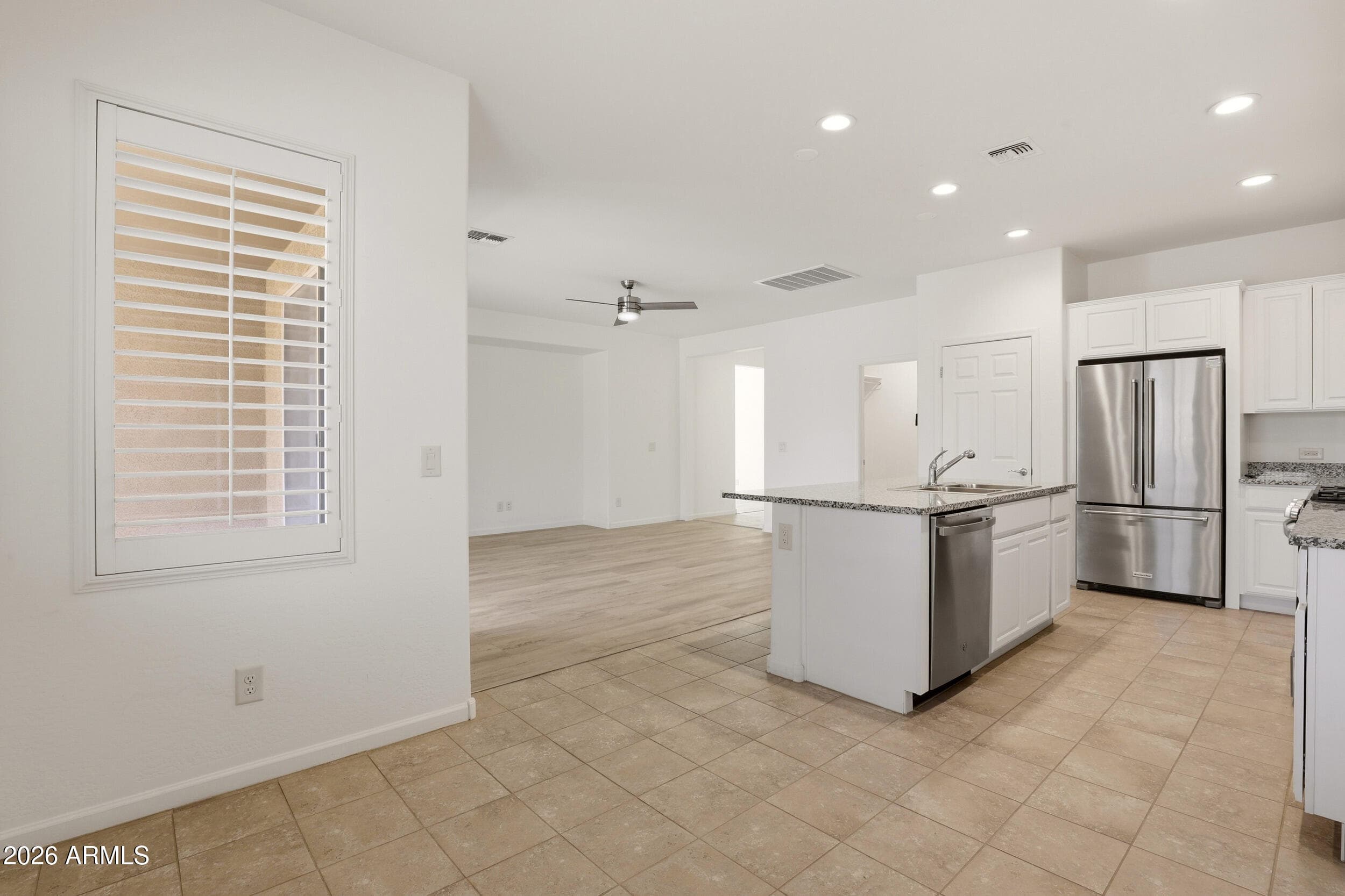 4075 W PAINTED HORSE Drive, Eloy, AZ 85131 — photo 11 of 46